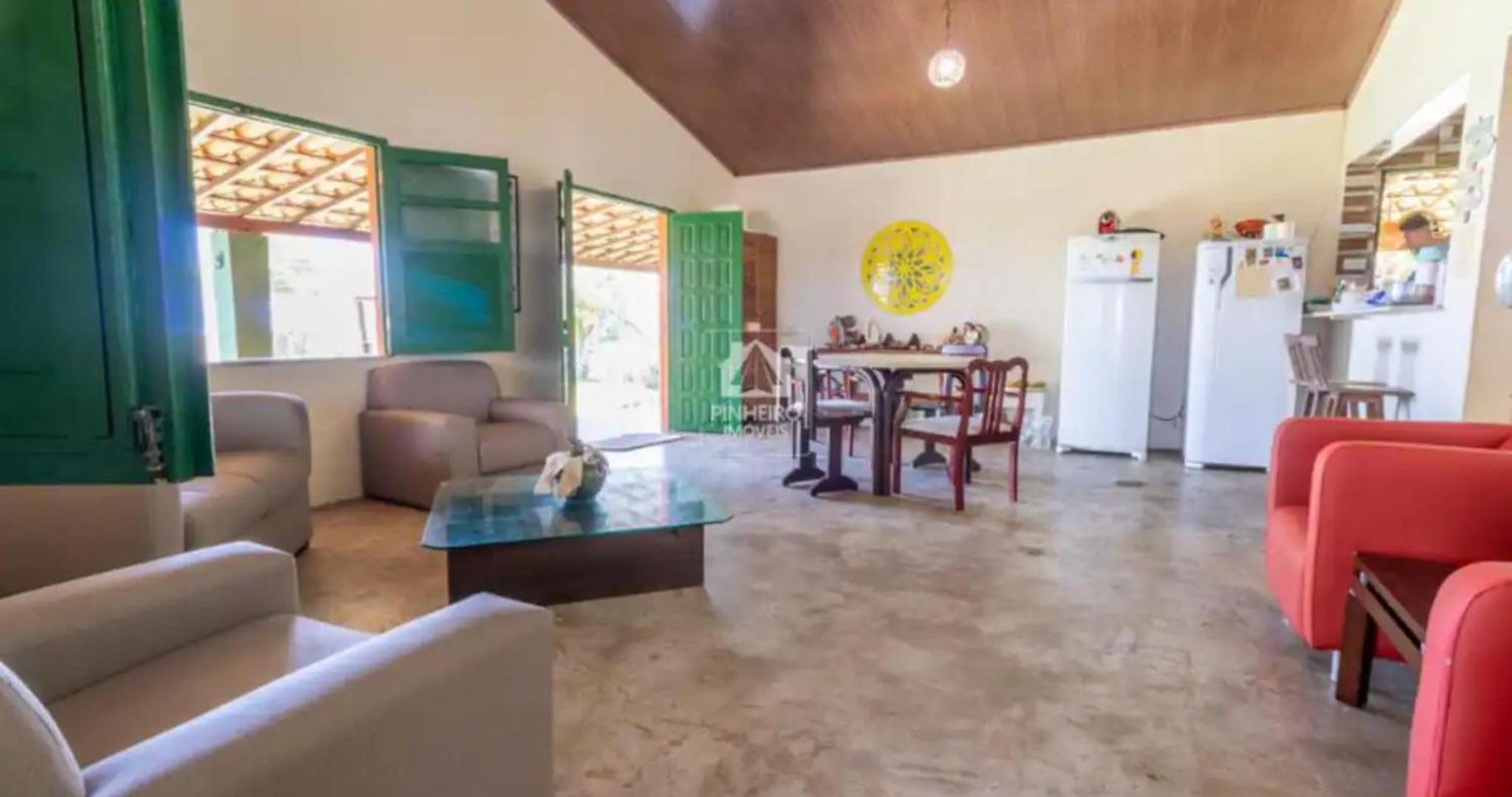 Four-Bedroom House photo 1