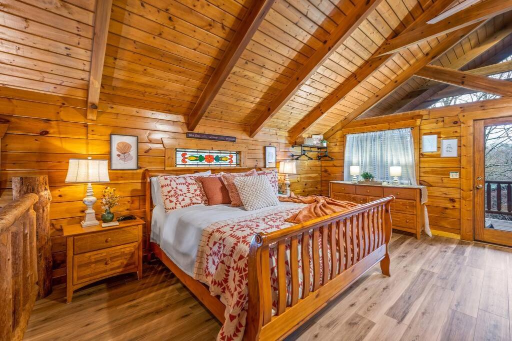 One-Bedroom House photo 1