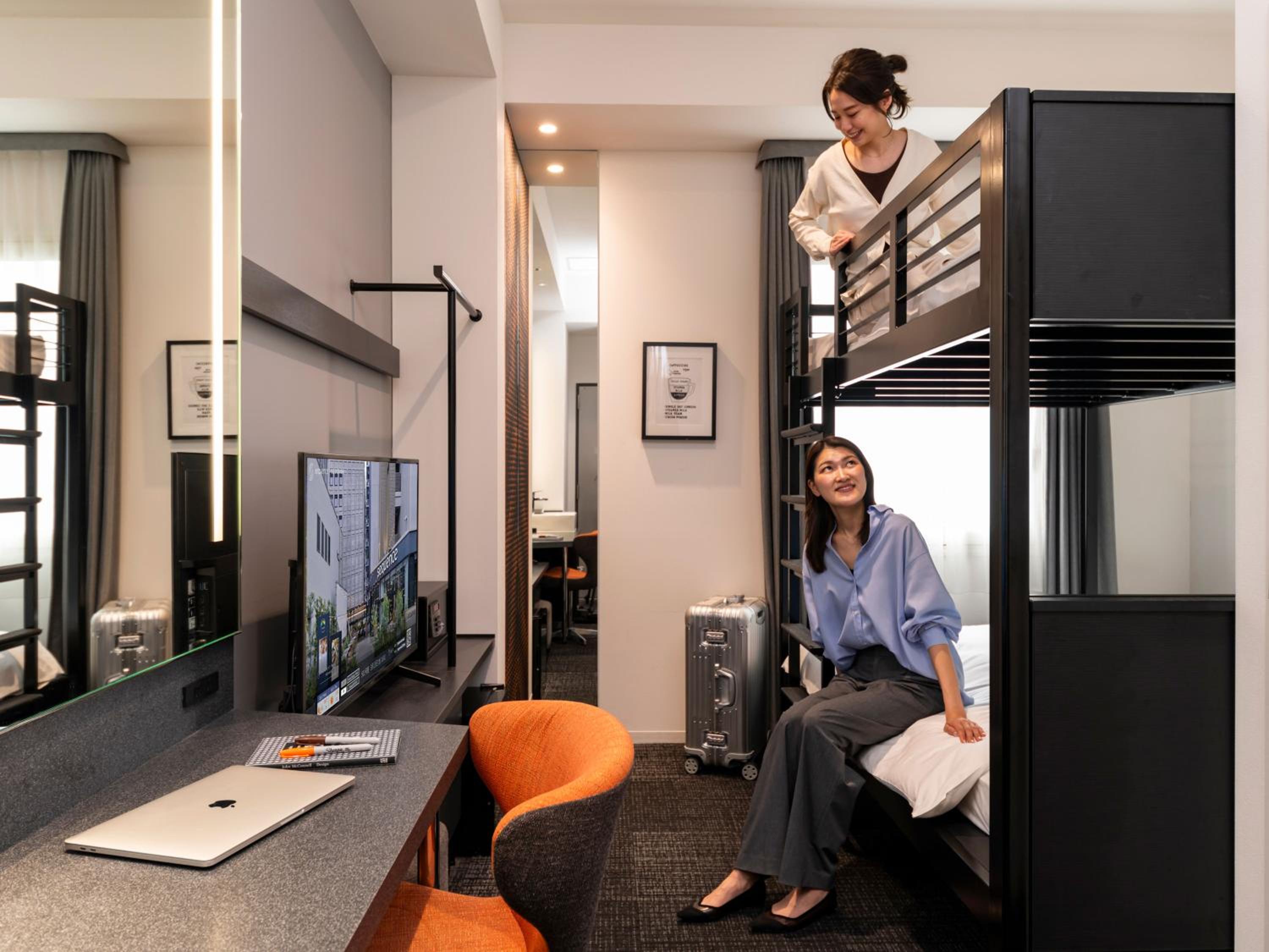 Private Room with Bunk Beds (3 Adults)