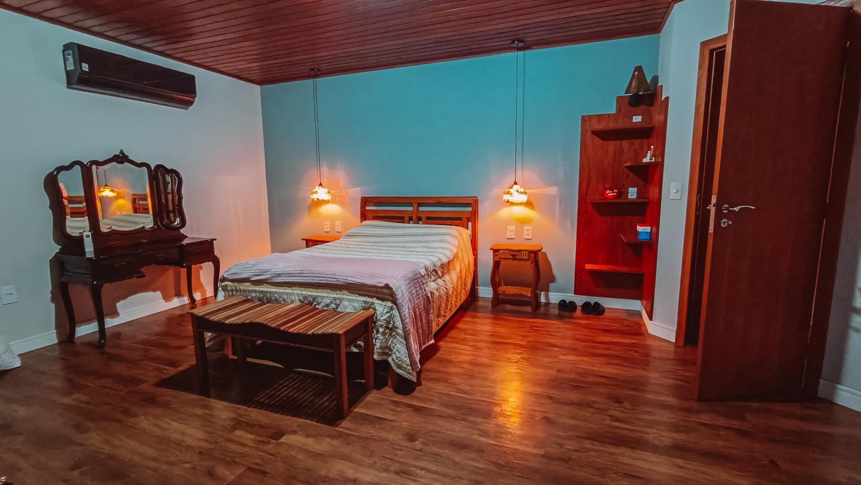 Four-Bedroom Holiday Home