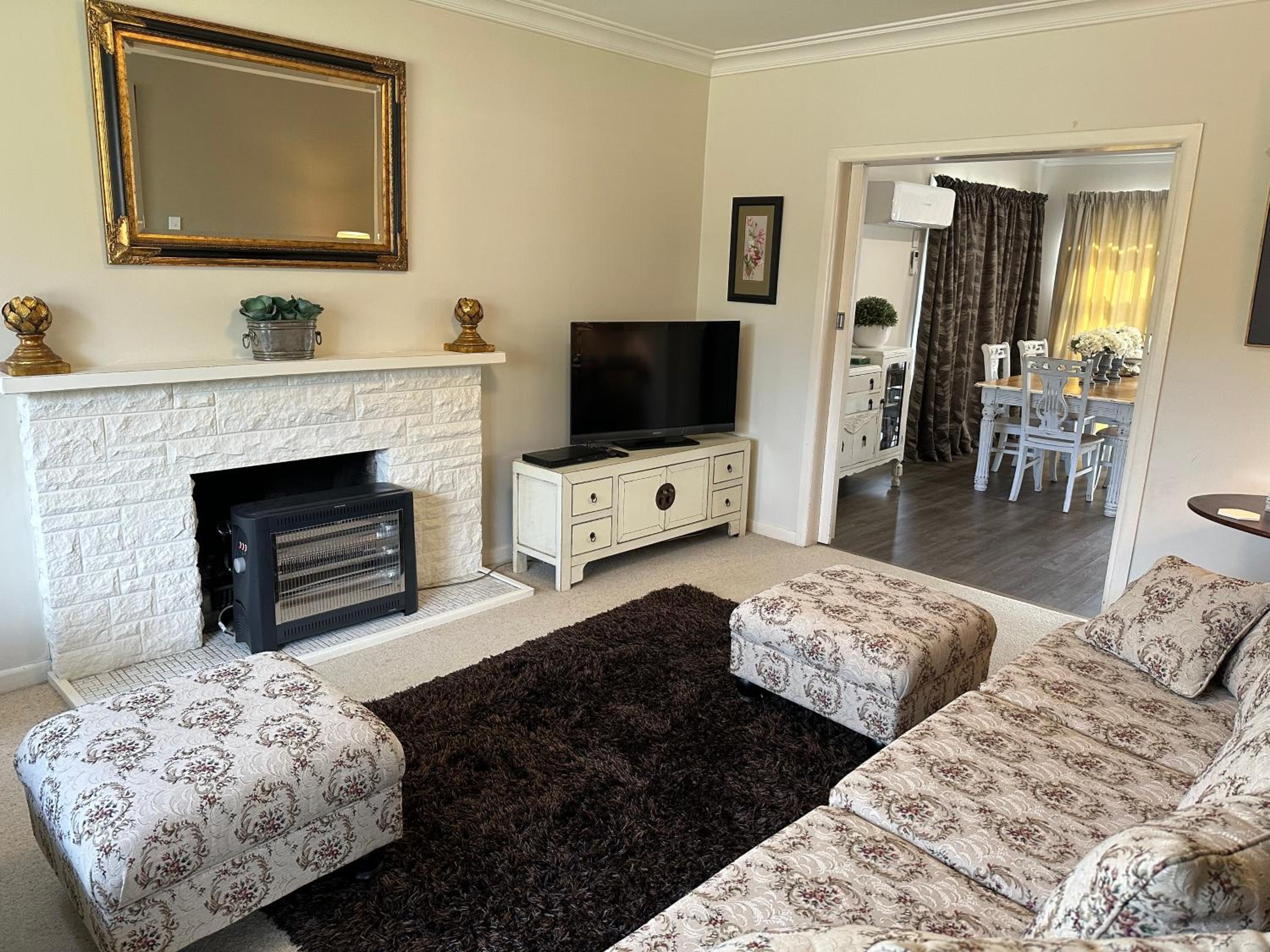 Three-Bedroom House photo 2