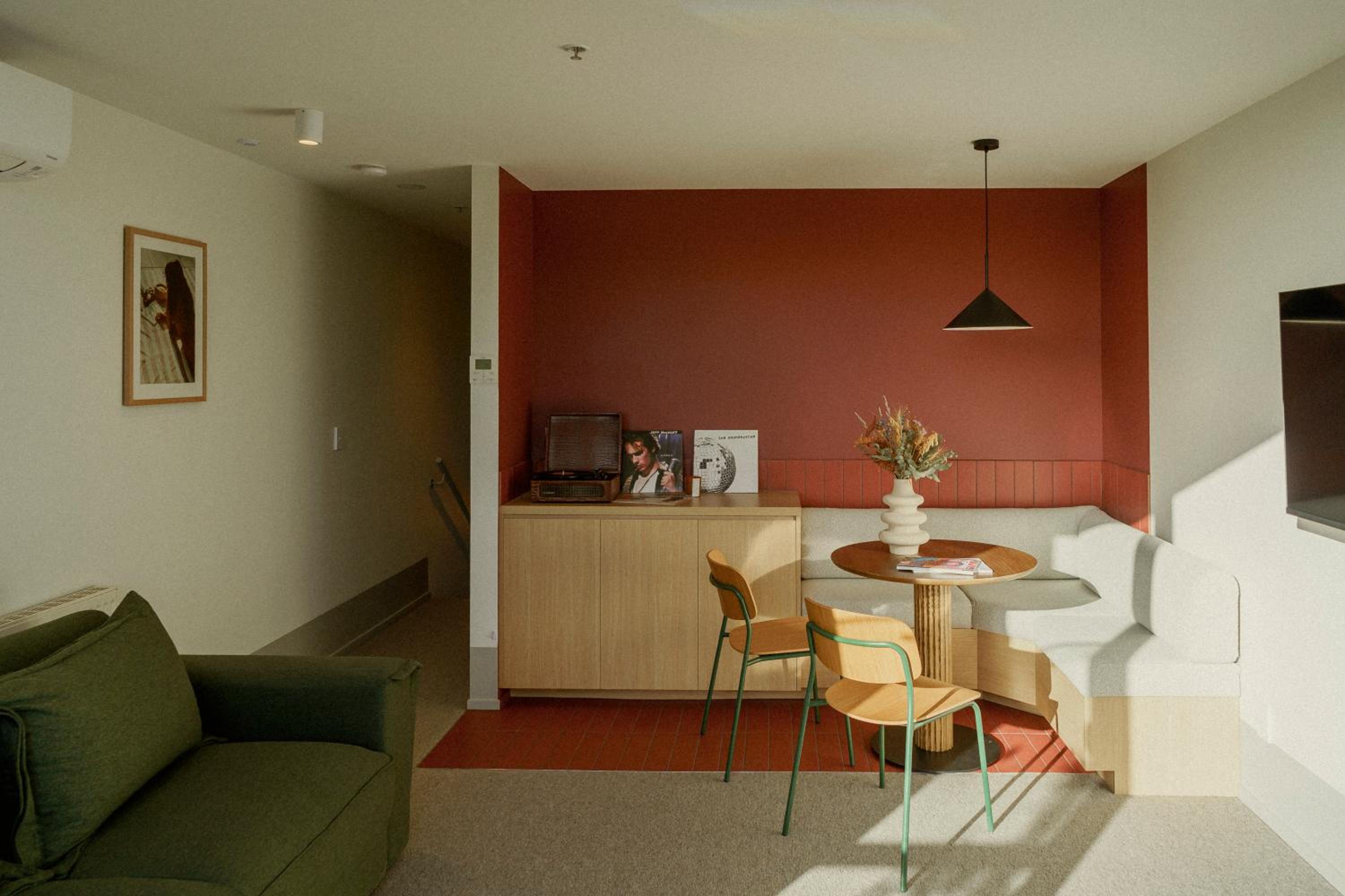 Family Loft Suite with Queen and Bunk - Photo 2