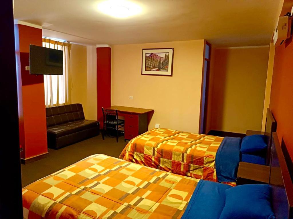Standard Twin Room