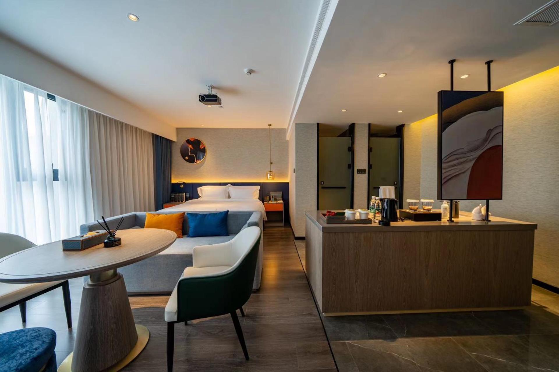 Elegant Double Room with Cinema  photo 2