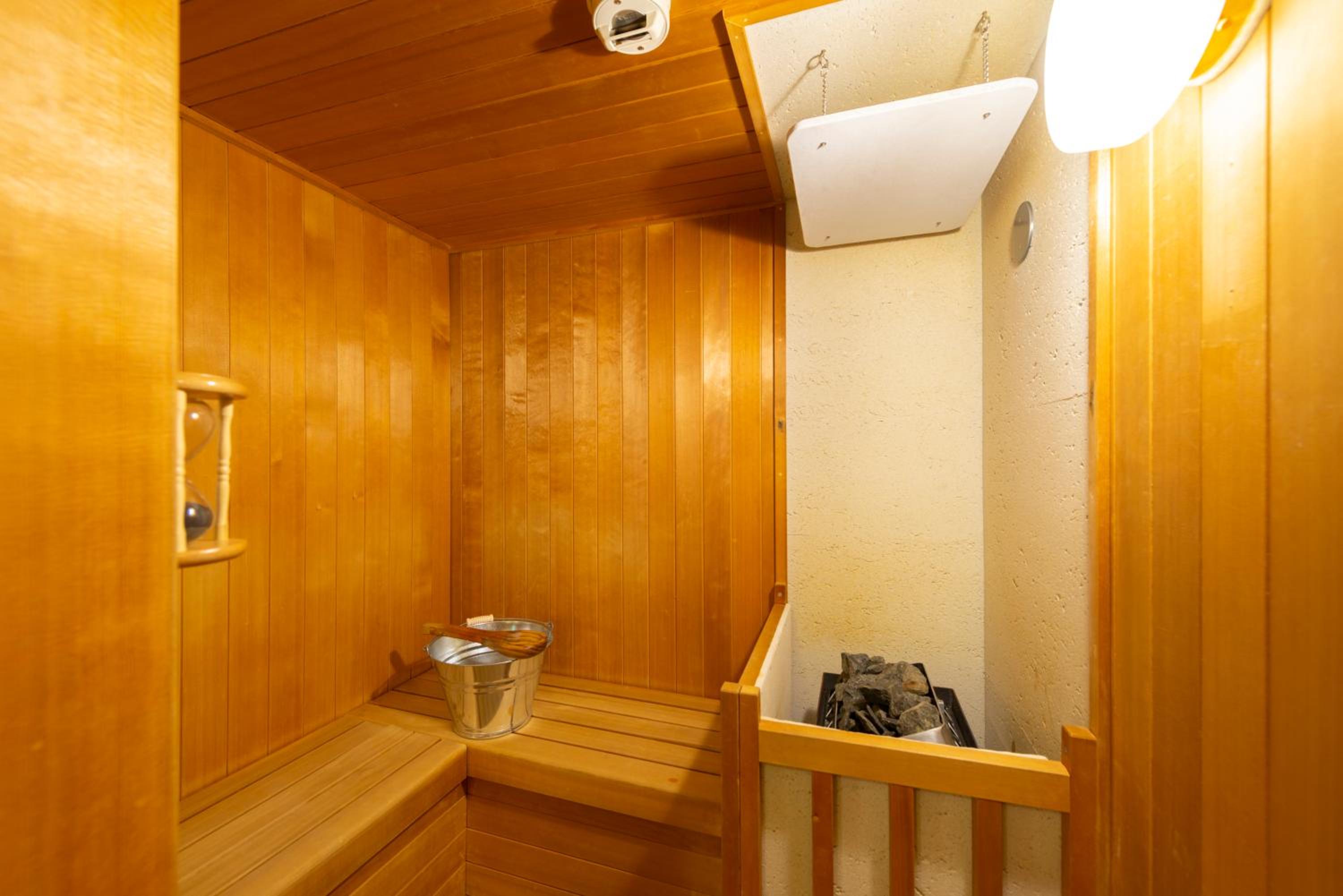 Suite with Sauna - Non-Smoking in Shangri-La photo 2
