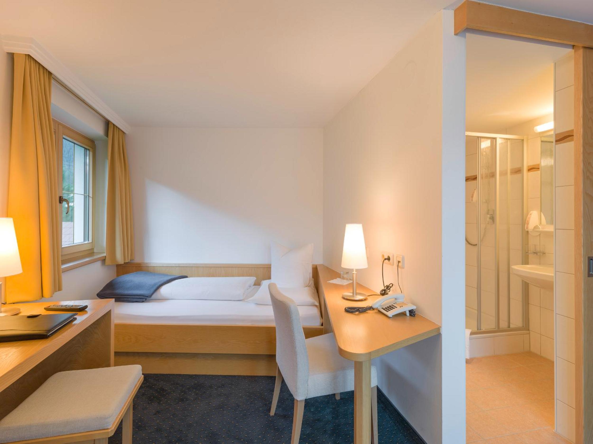 Single Room photo 1