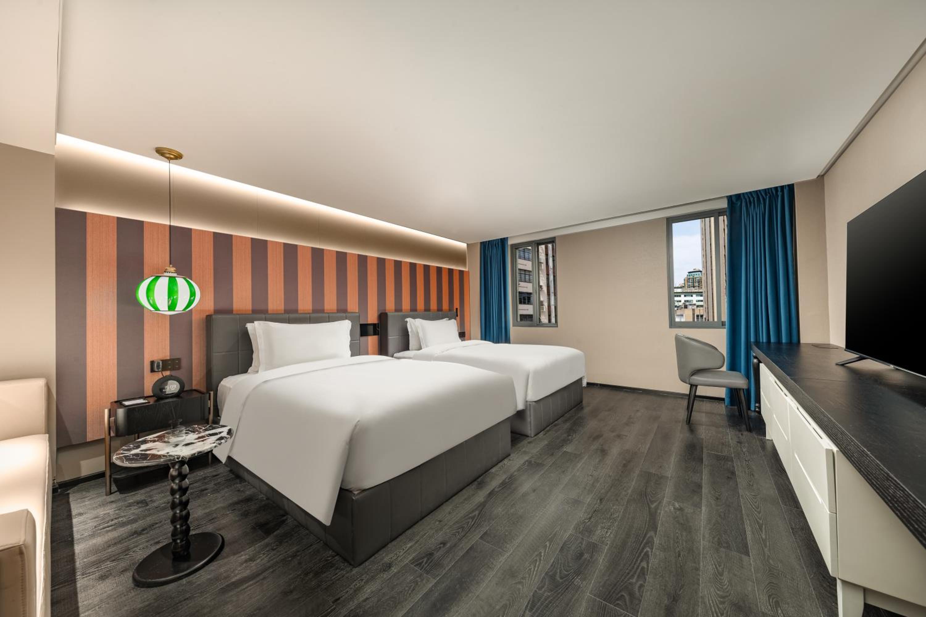 Club Twin Room