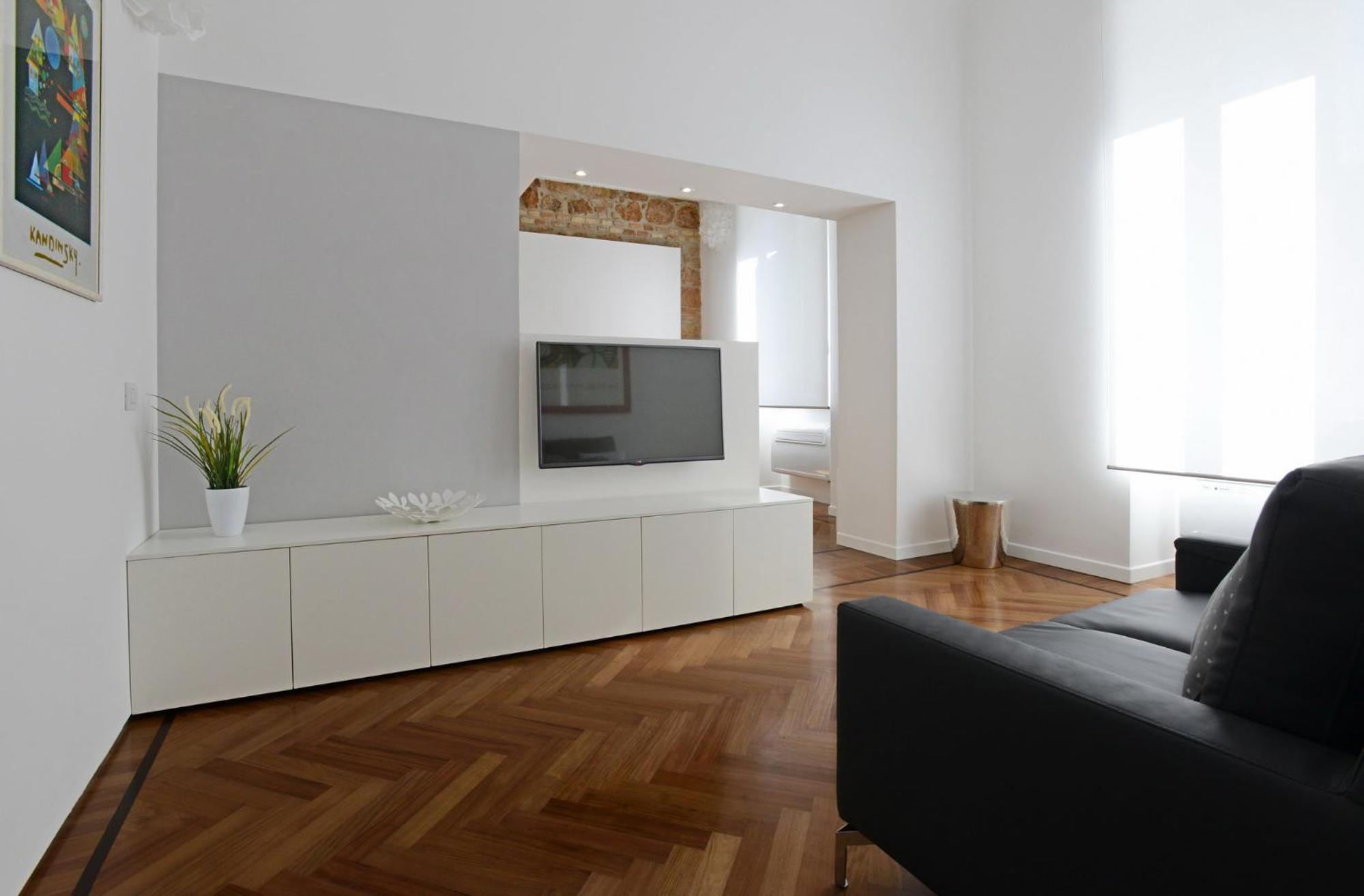 Deluxe Apartment photo 2