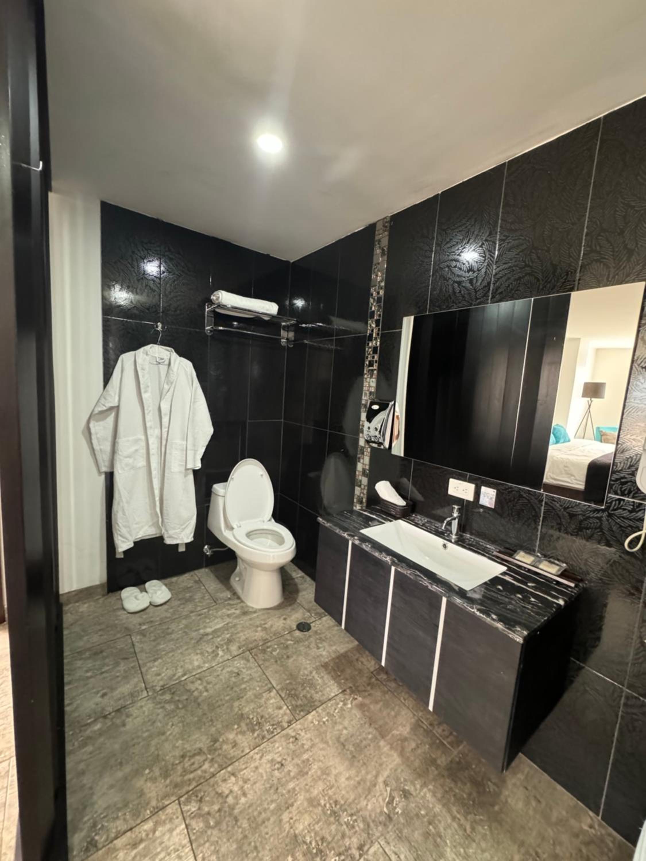 King Room with Spa Bath