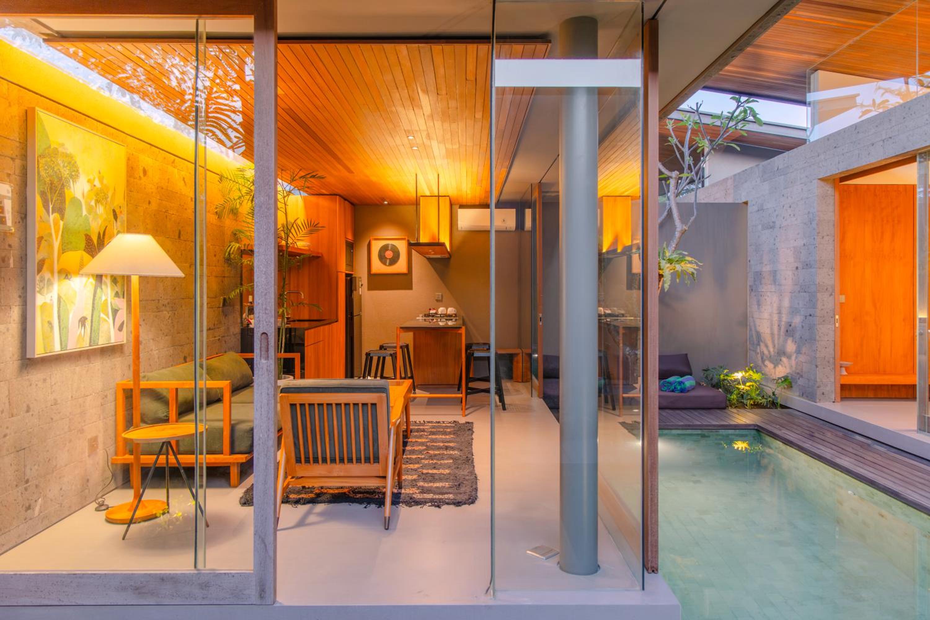 Villa with Private Pool - Photo 4