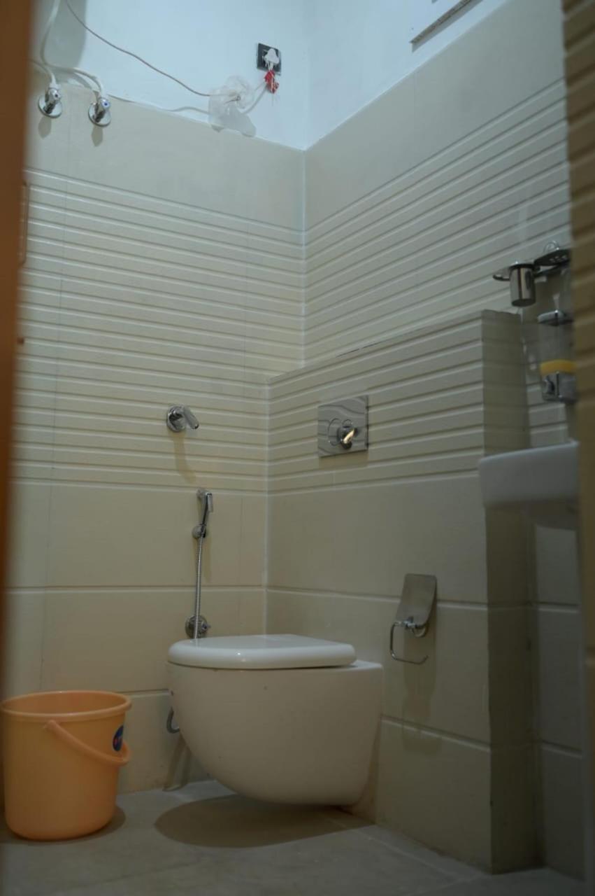 Budget Double Room photo 2