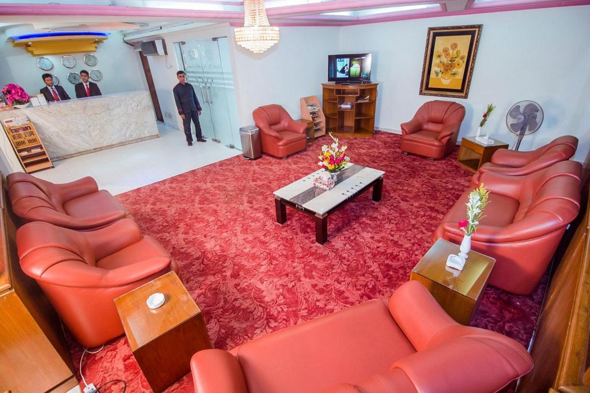 Superior Twin Room With City View photo 1