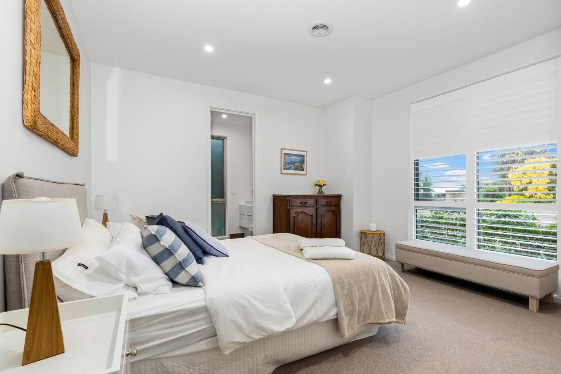 Four-Bedroom House photo 1