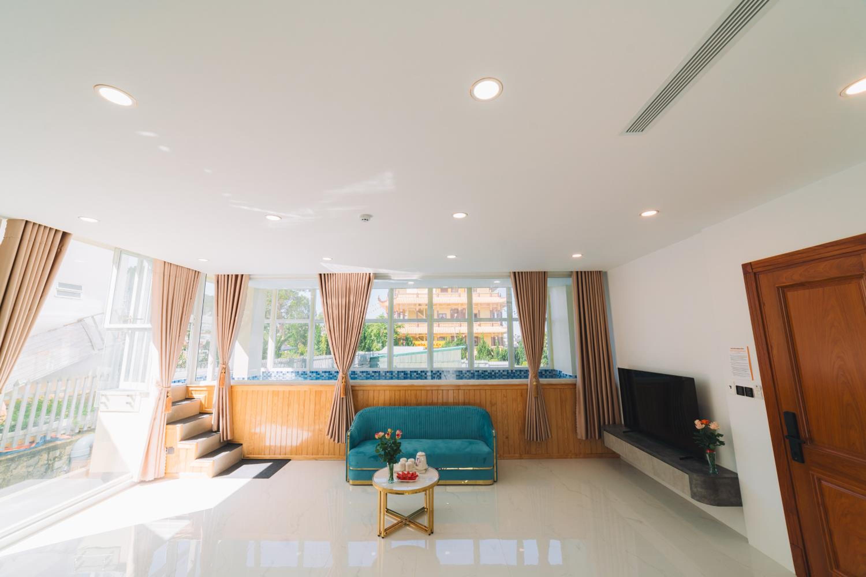 Suite with Private Pool - Photo 4