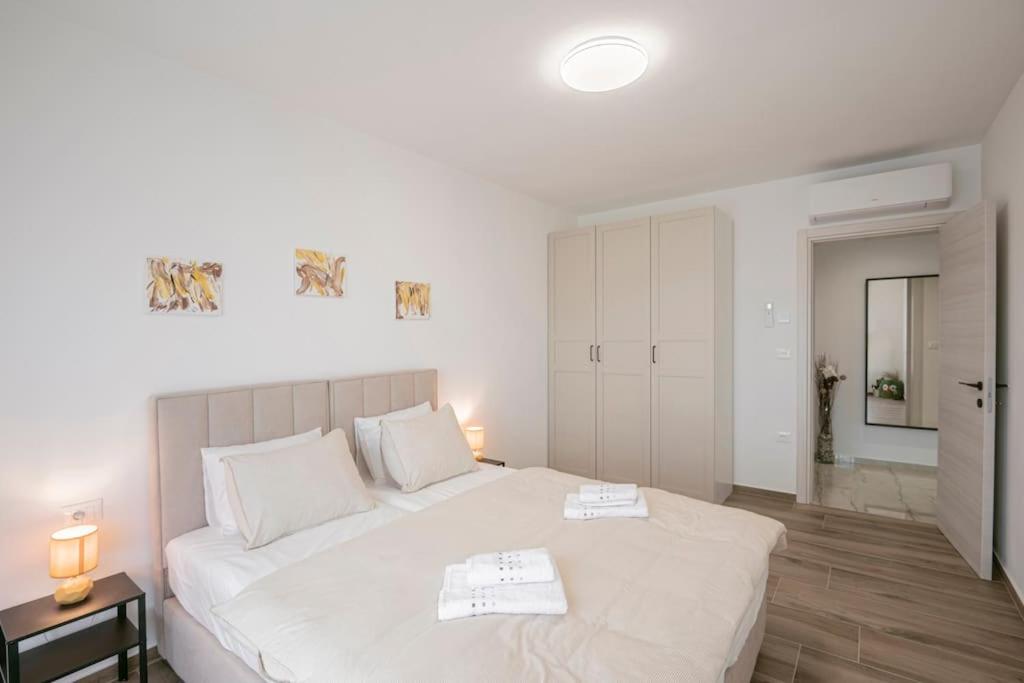 Two-Bedroom Apartment with Terrace
