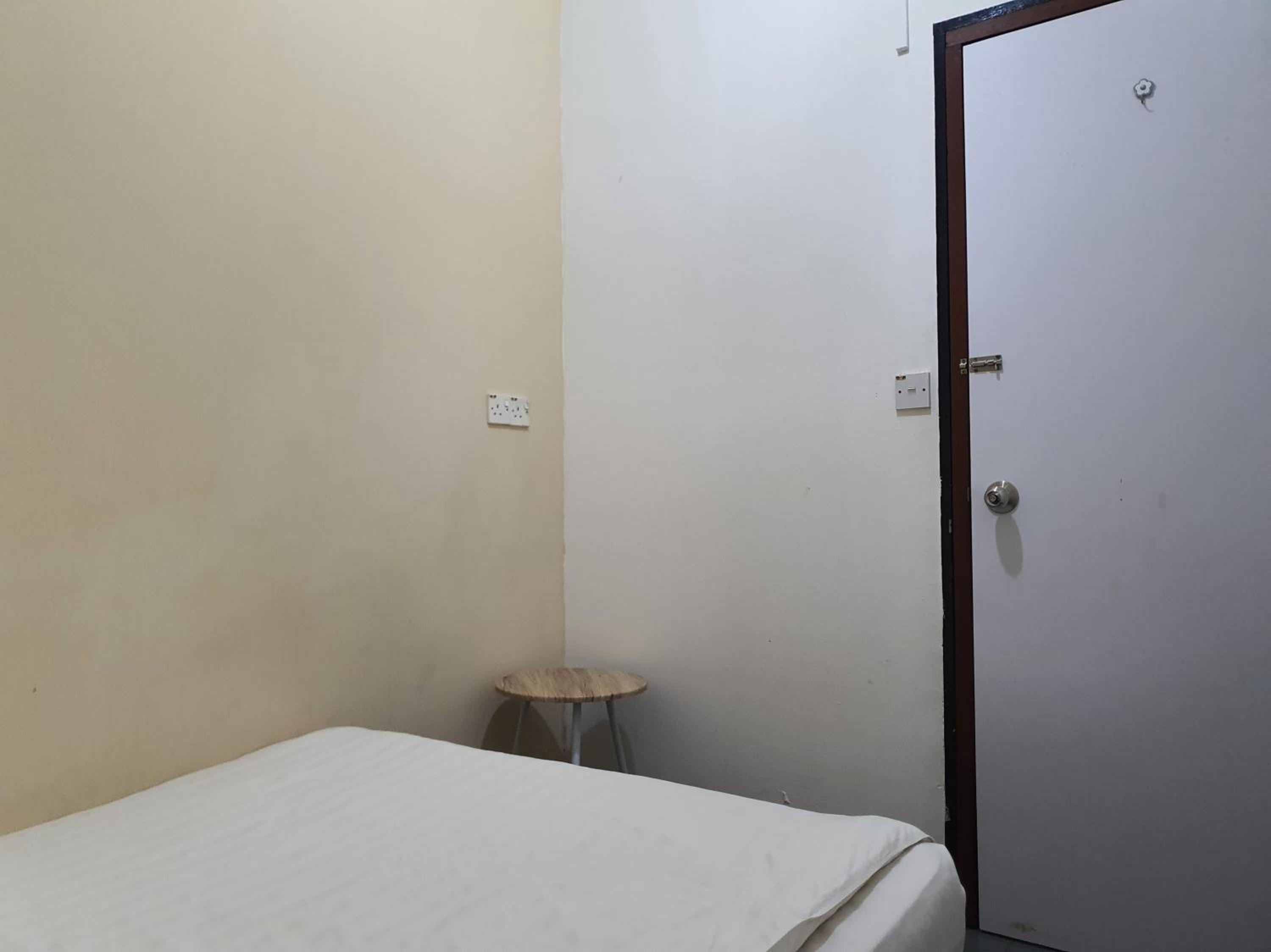 Standard Double Room photo 3