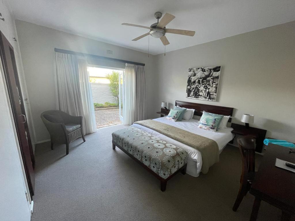 Comfort King Room photo 1