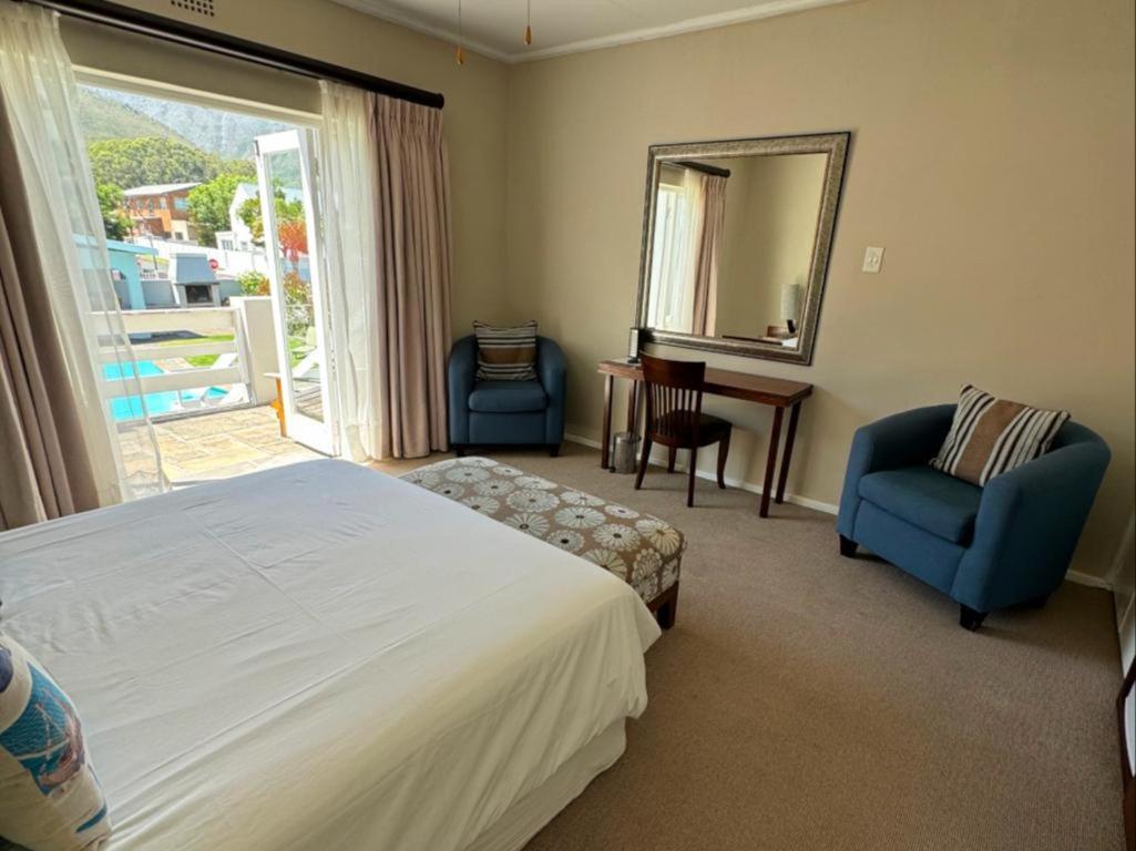 Deluxe Queen Room photo 3