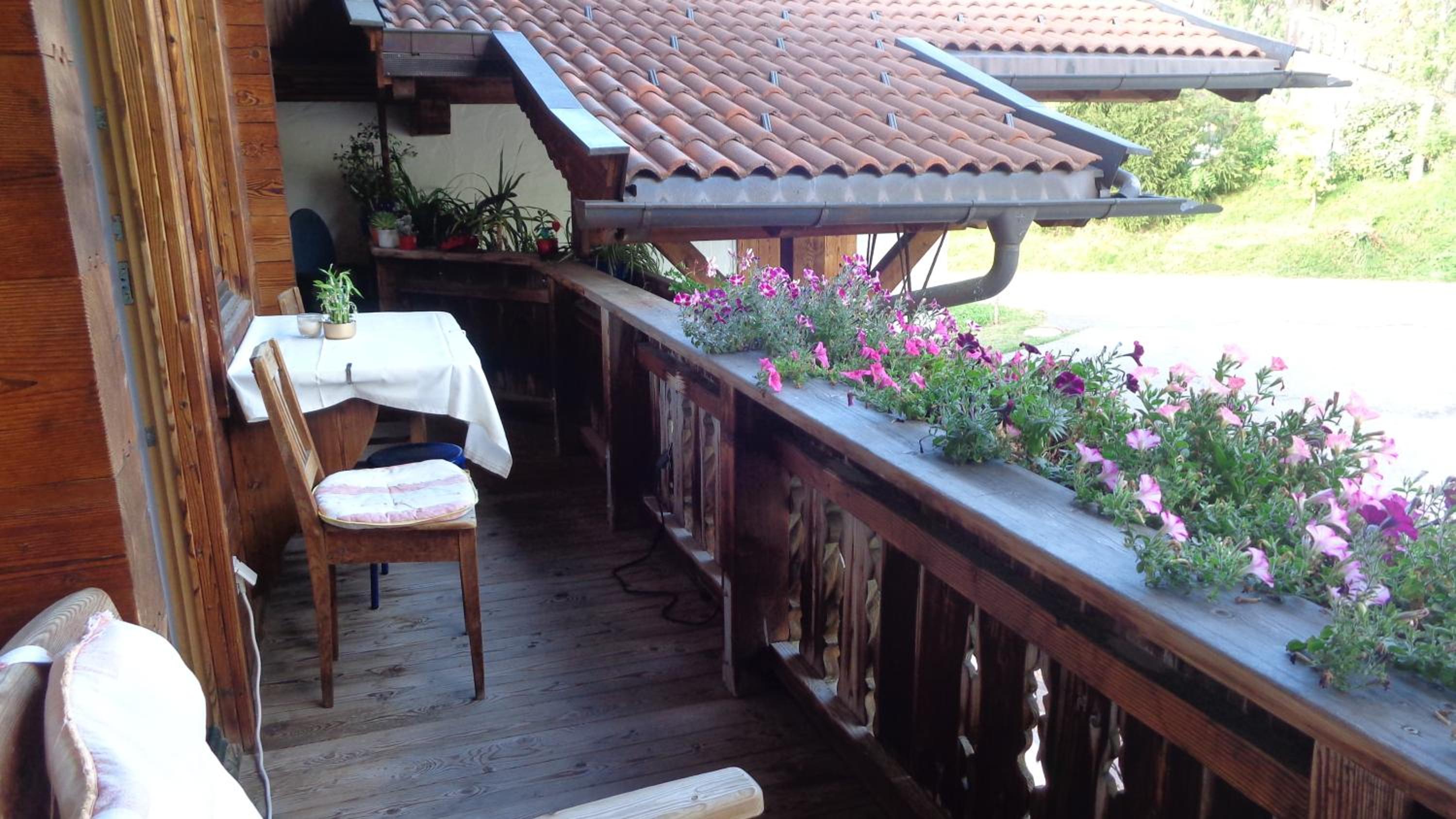 Two-Bedroom Apartment with Balcony - Photo 27