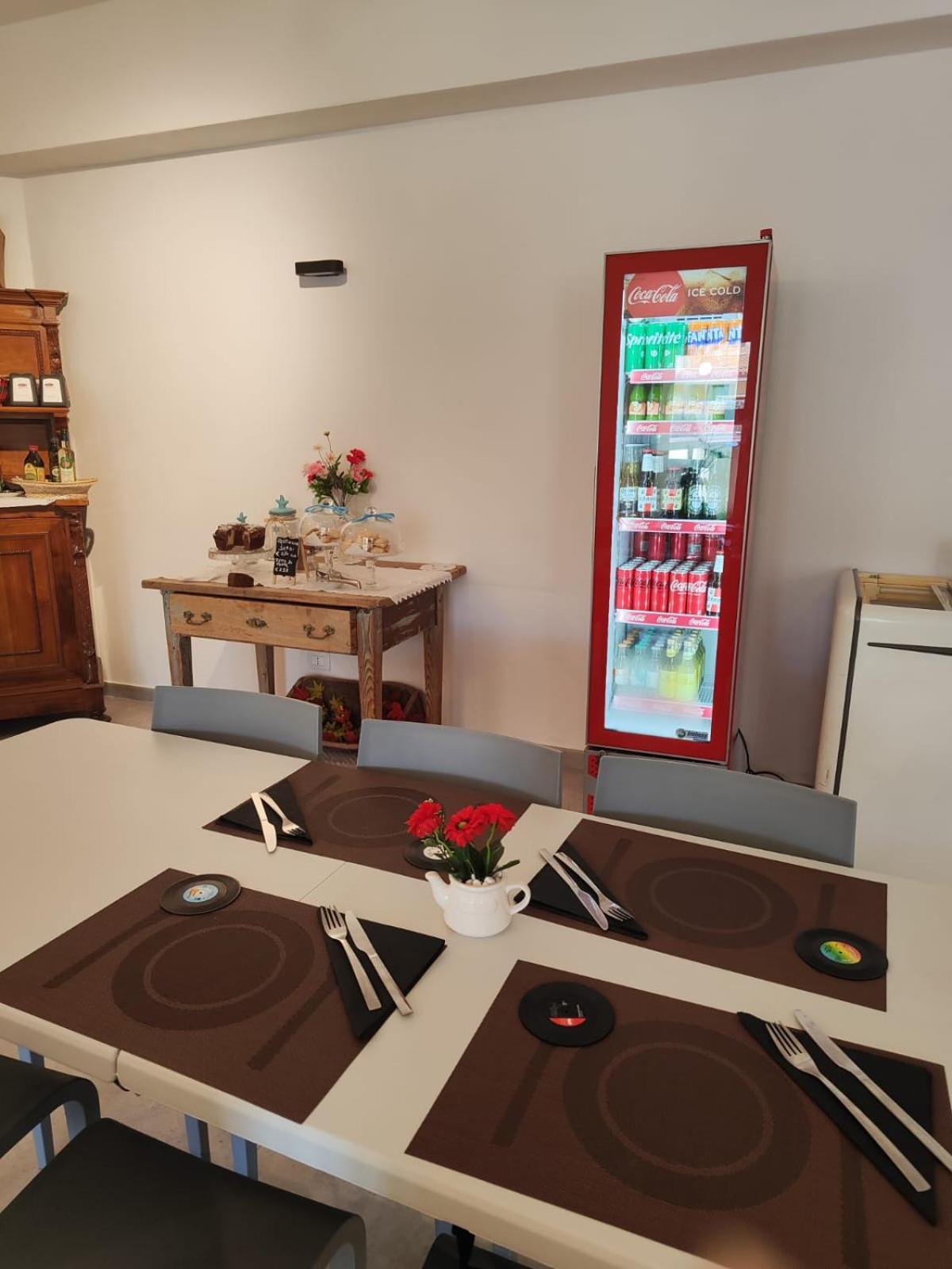 Double Room with Balcony and Sea View photo 3