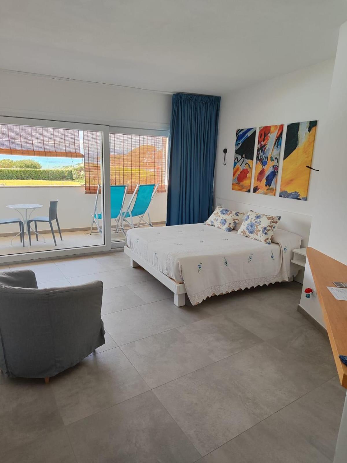 Double Room with Balcony and Sea View photo 1