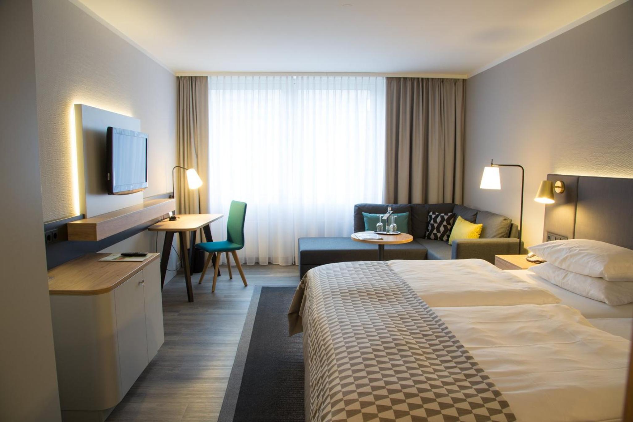 Standard Twin Room - Photo 9