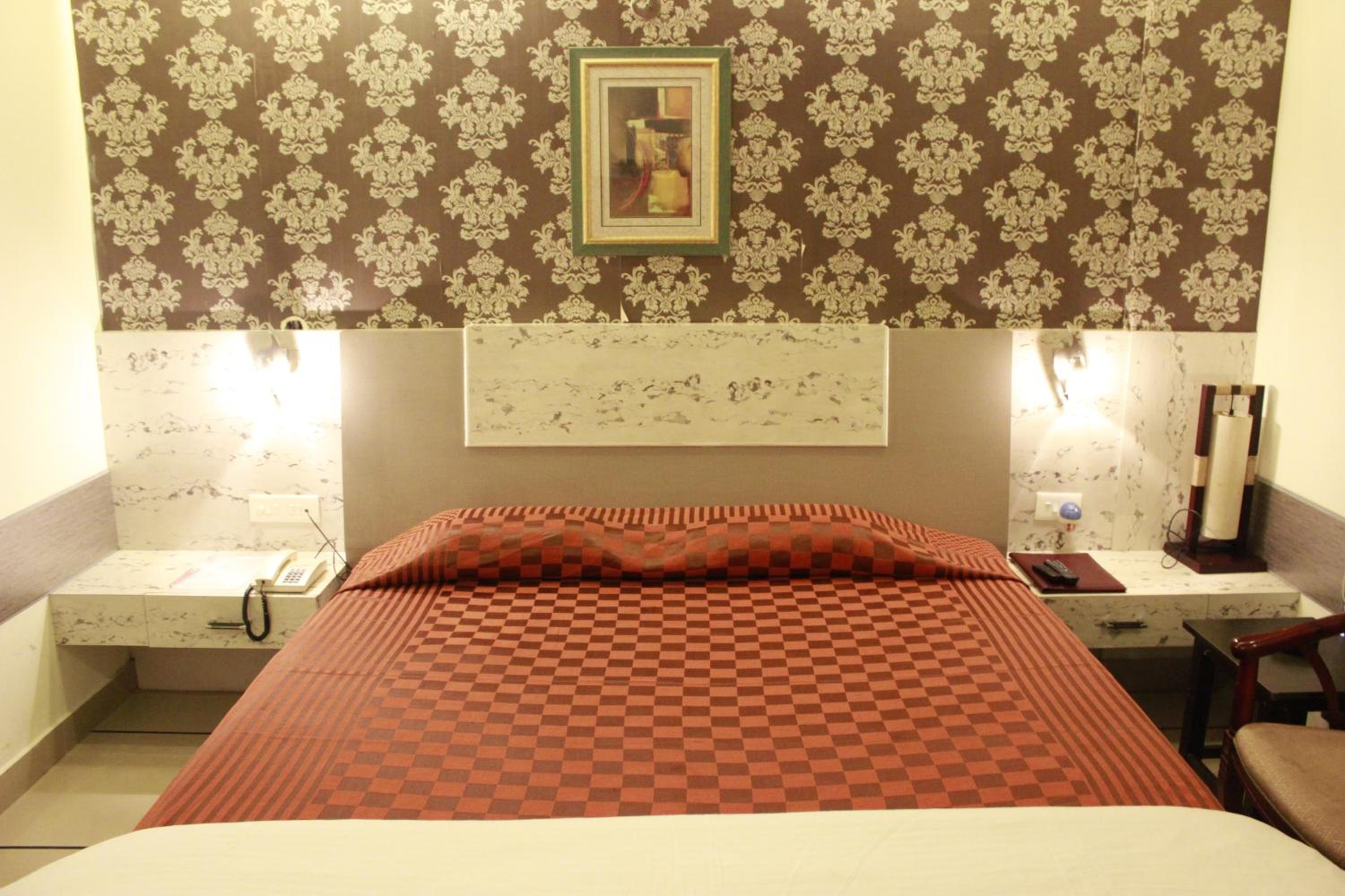 Queen Room
