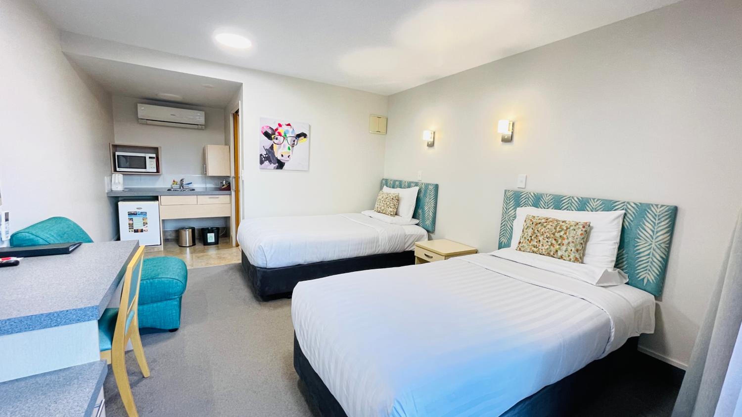 Large Twin Room photo 3