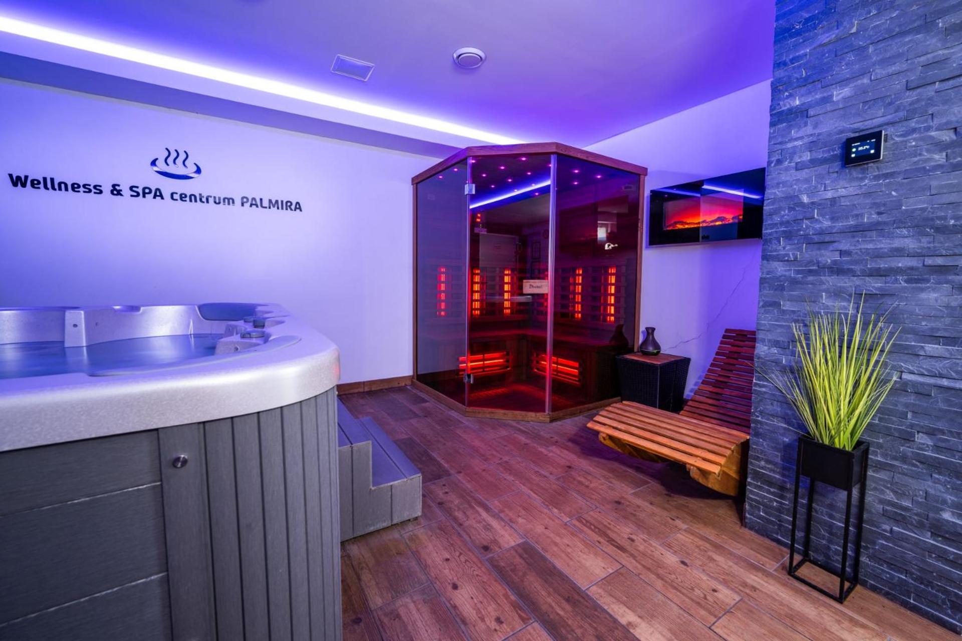 Double or Twin Room with Spa Access - Photo 9