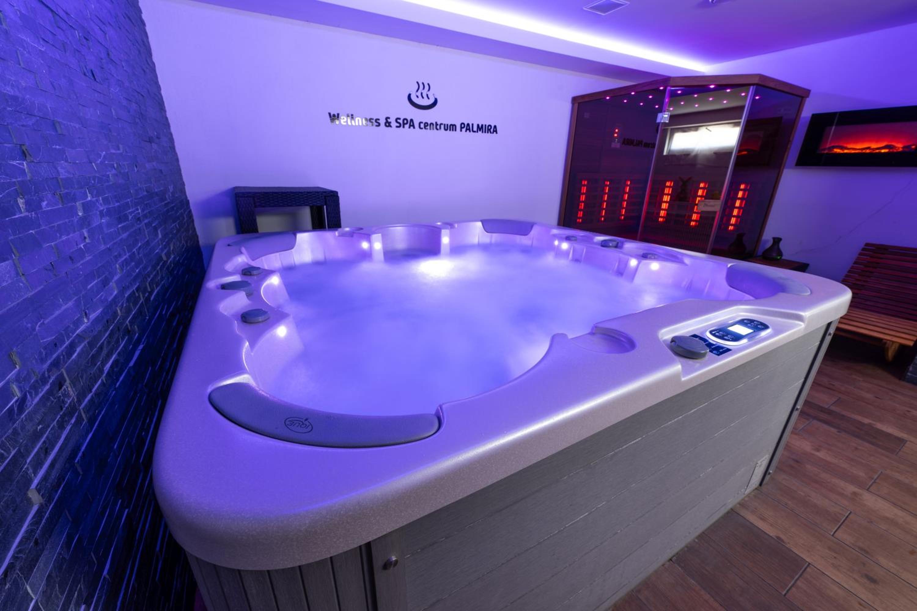 Double or Twin Room with Spa Access - Photo 5