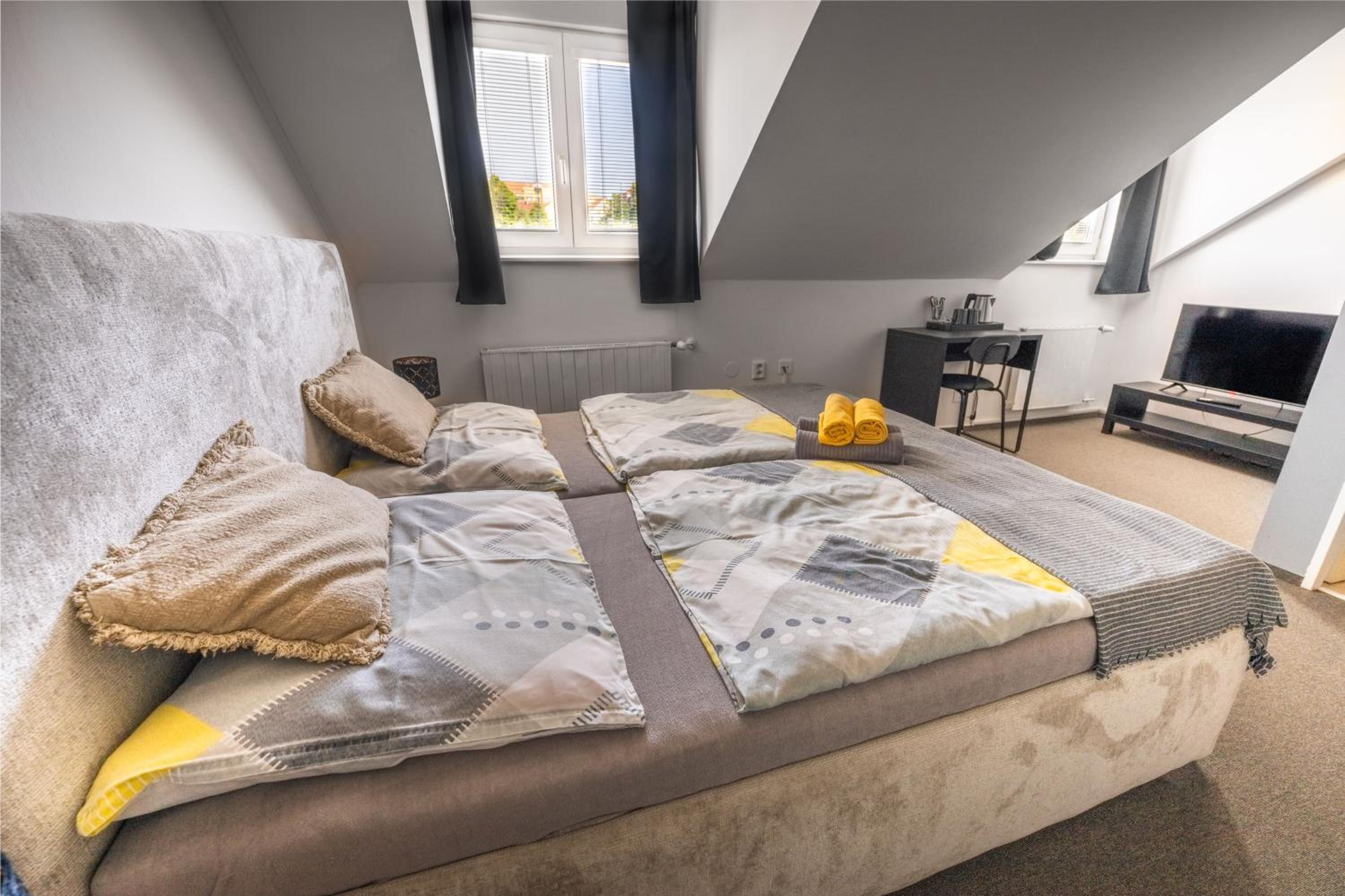 Superior Double Room - Photo 3