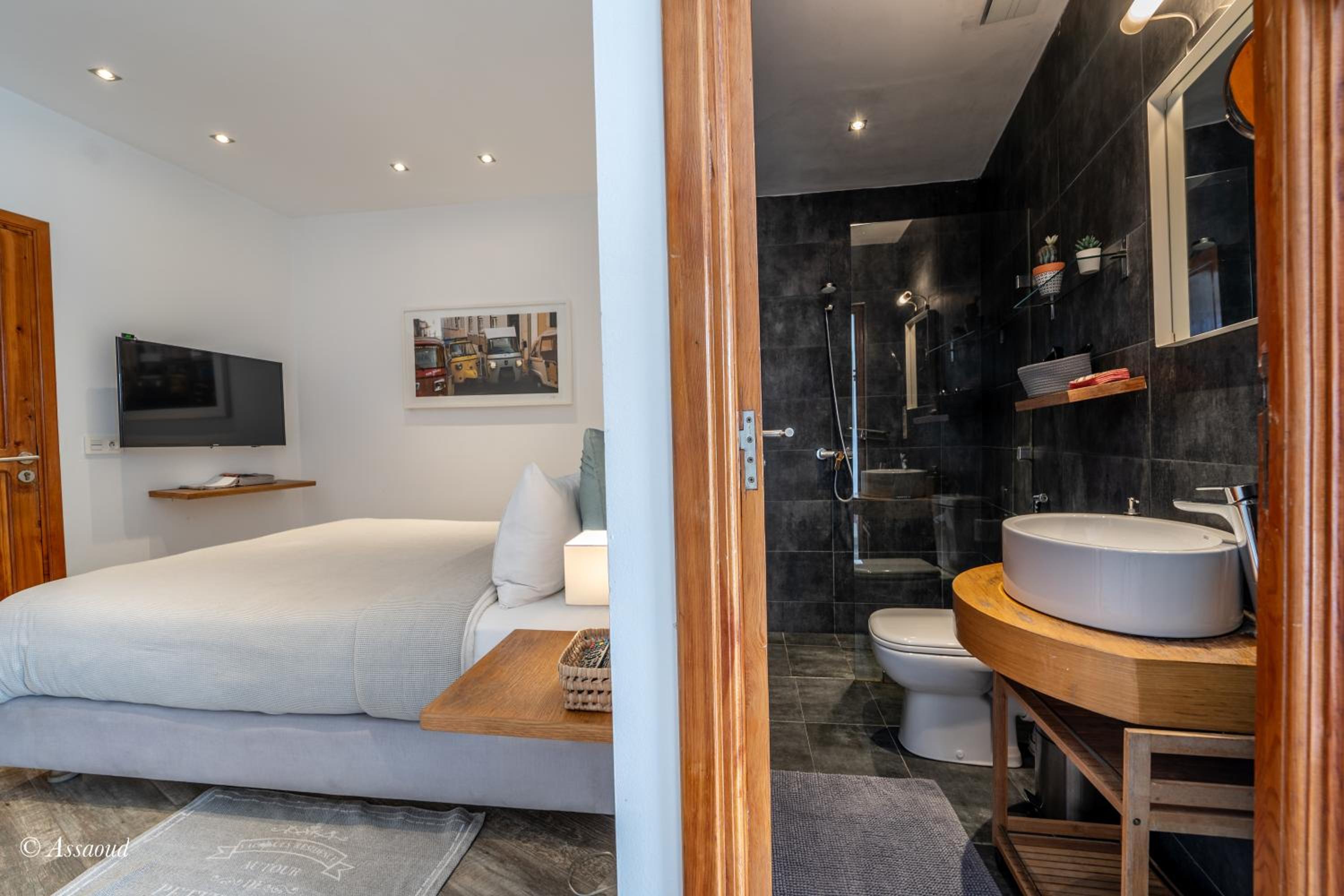 Double Room with Terrace - Photo 3