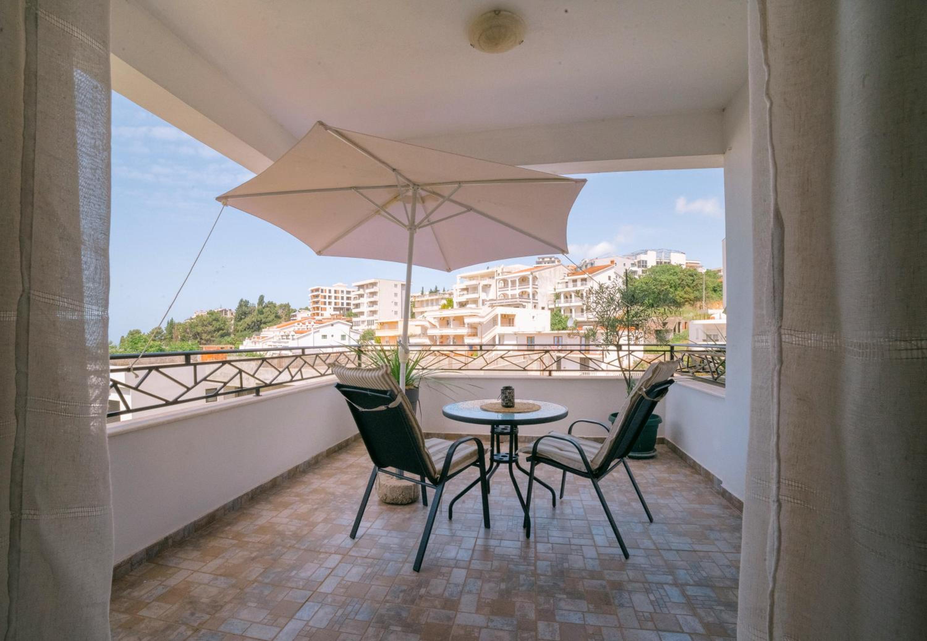 Studio with Sea View and Large Terrace photo 2