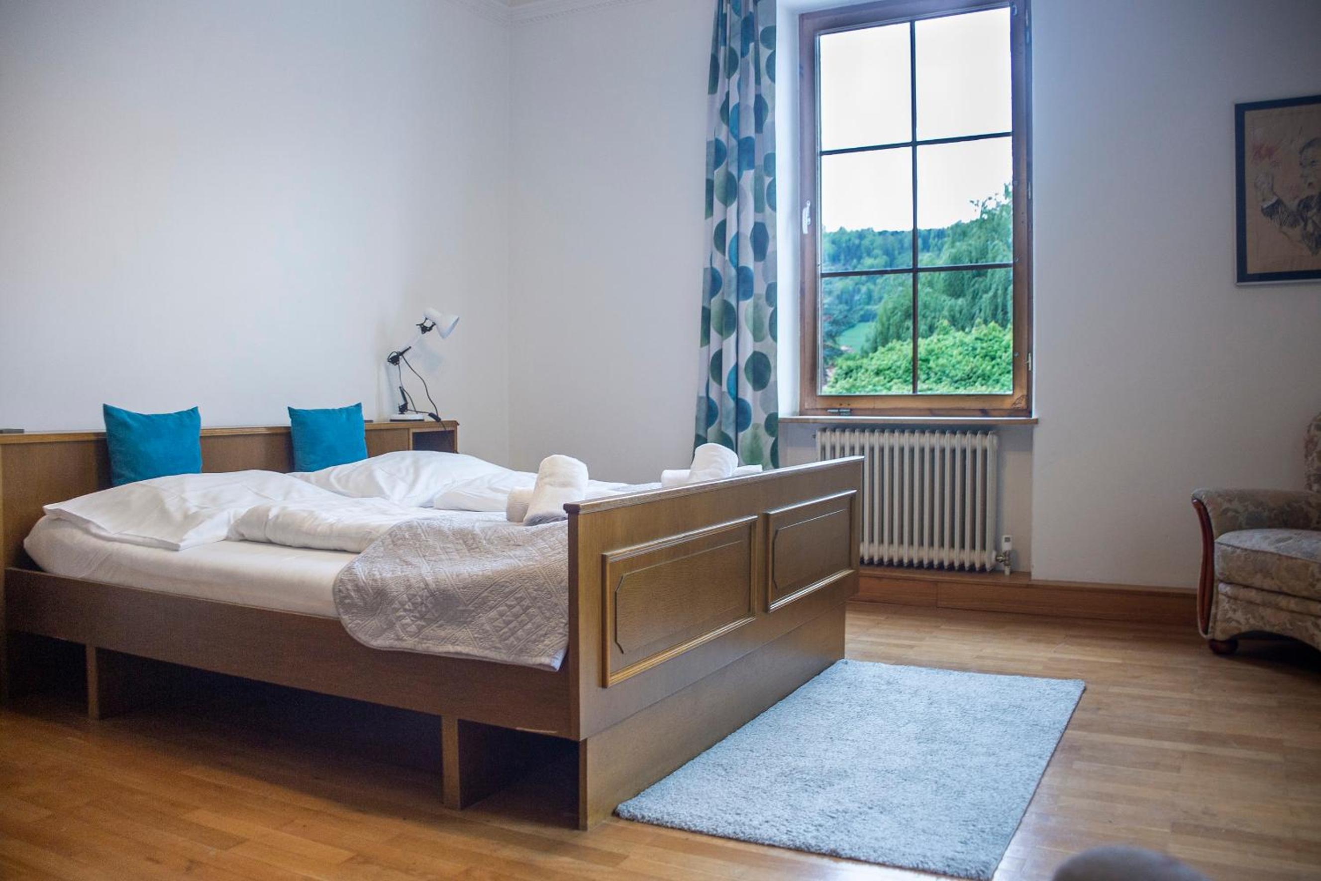 Large Double Room photo 1