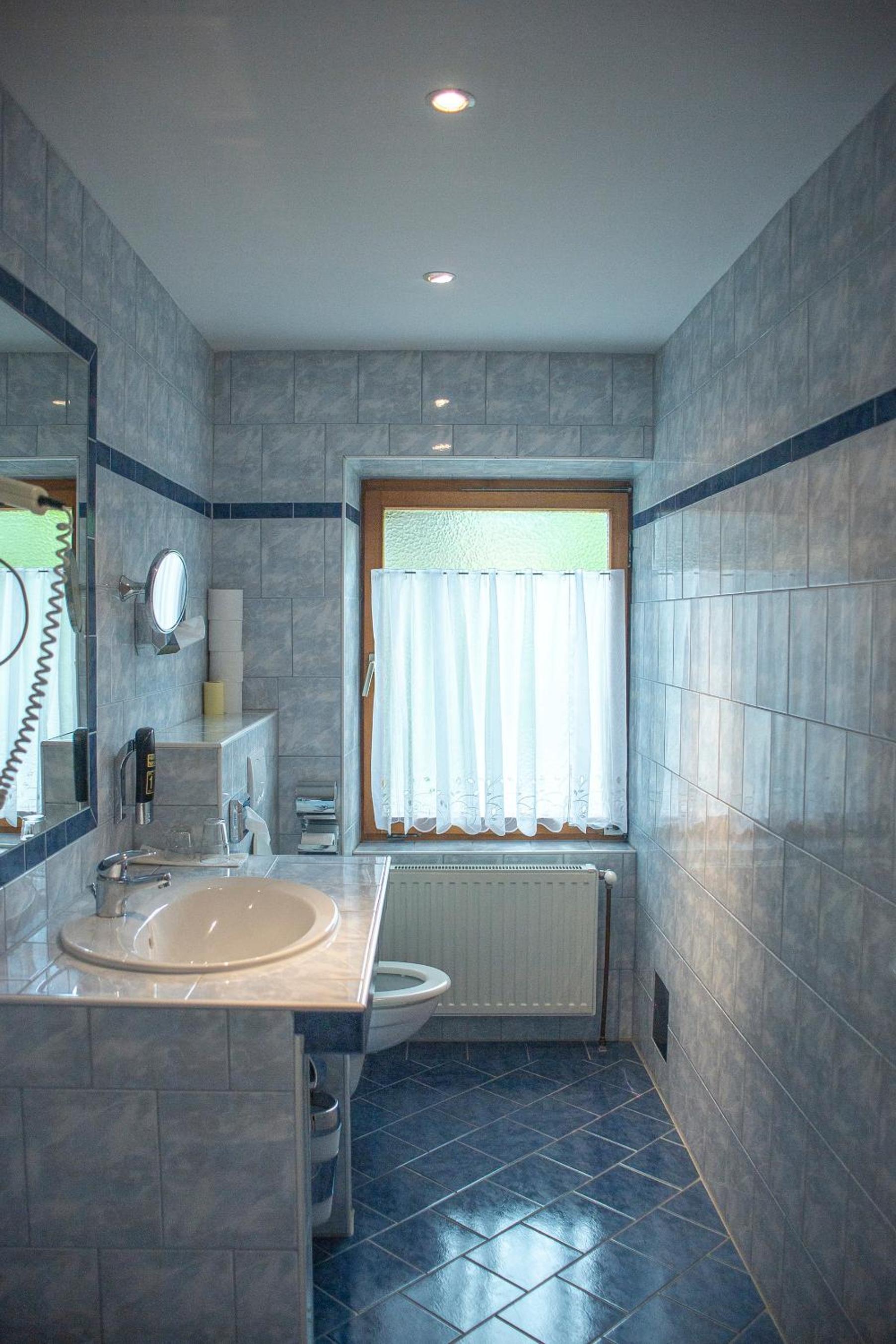Large Double Room photo 3