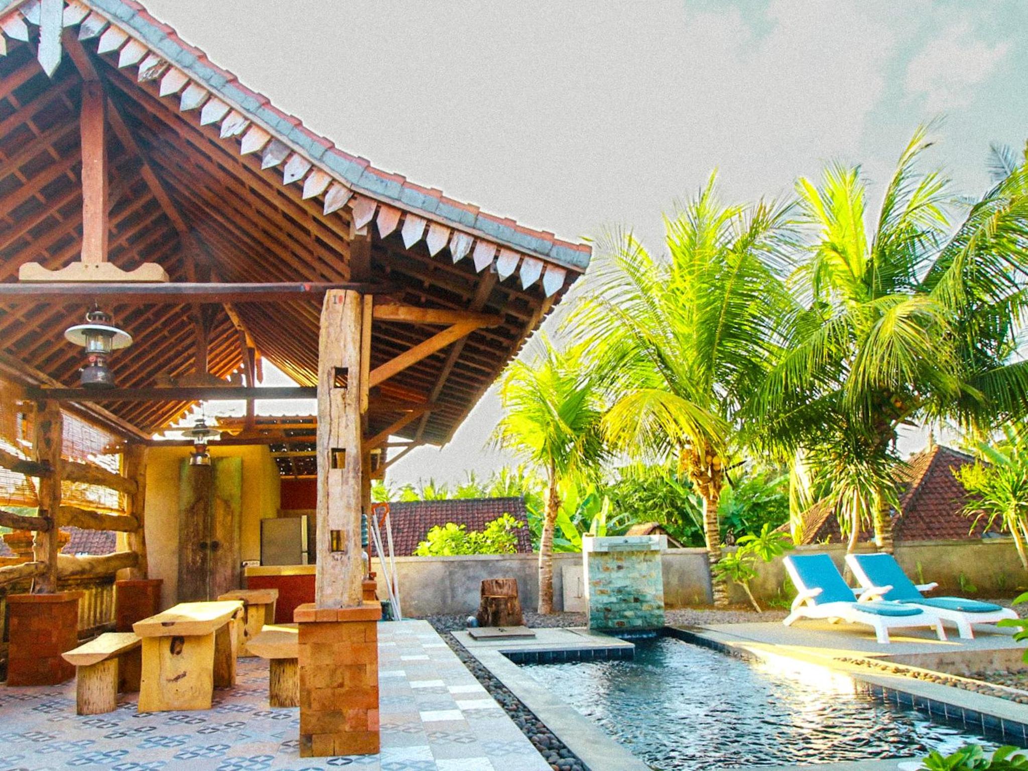 Garden Bungalow in Separate Compound - Photo 9