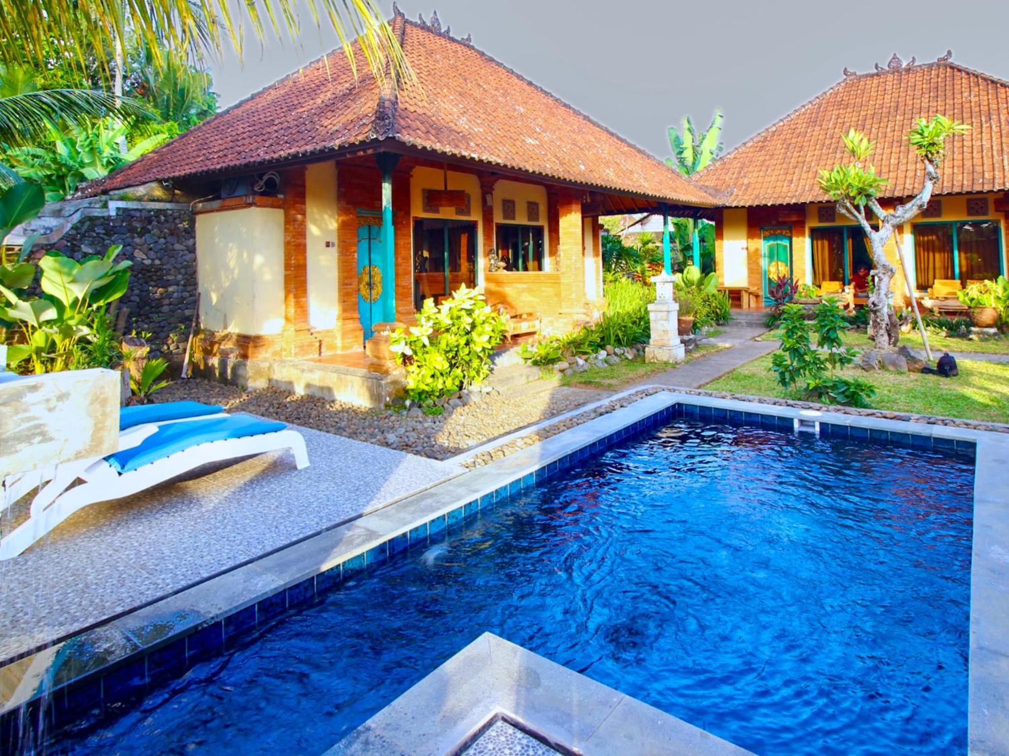 Garden Bungalow in Separate Compound - Photo 12