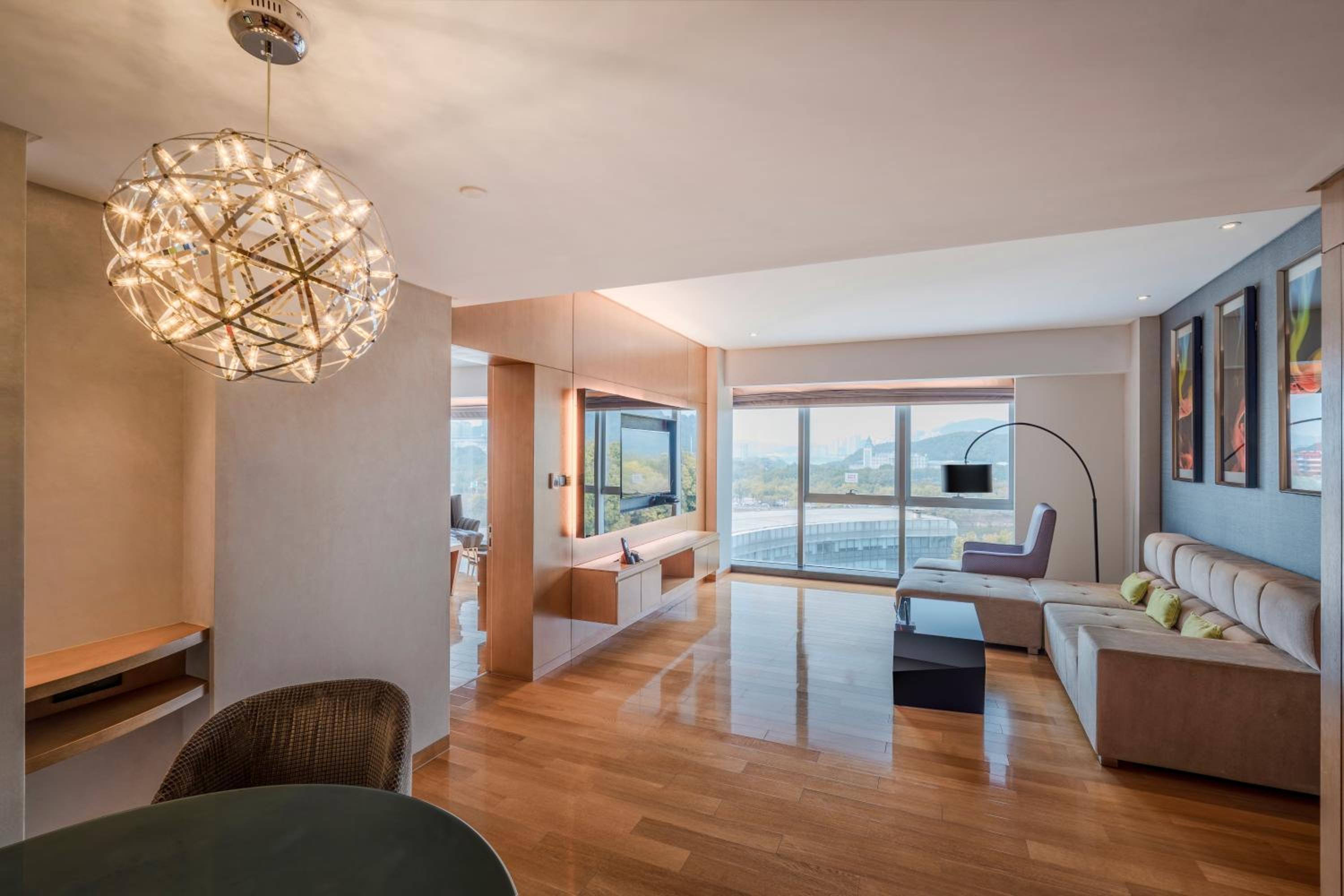 Suite with Garden View photo 1