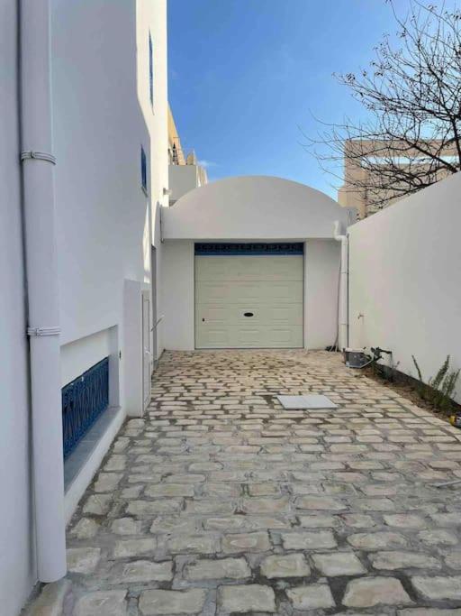 Three-Bedroom Villa photo 2