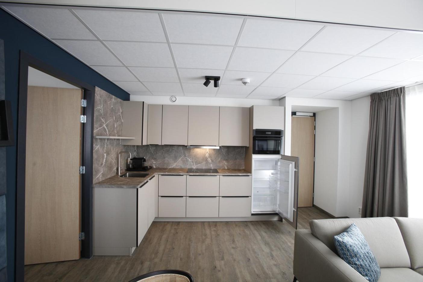 Deluxe Apartment photo 2