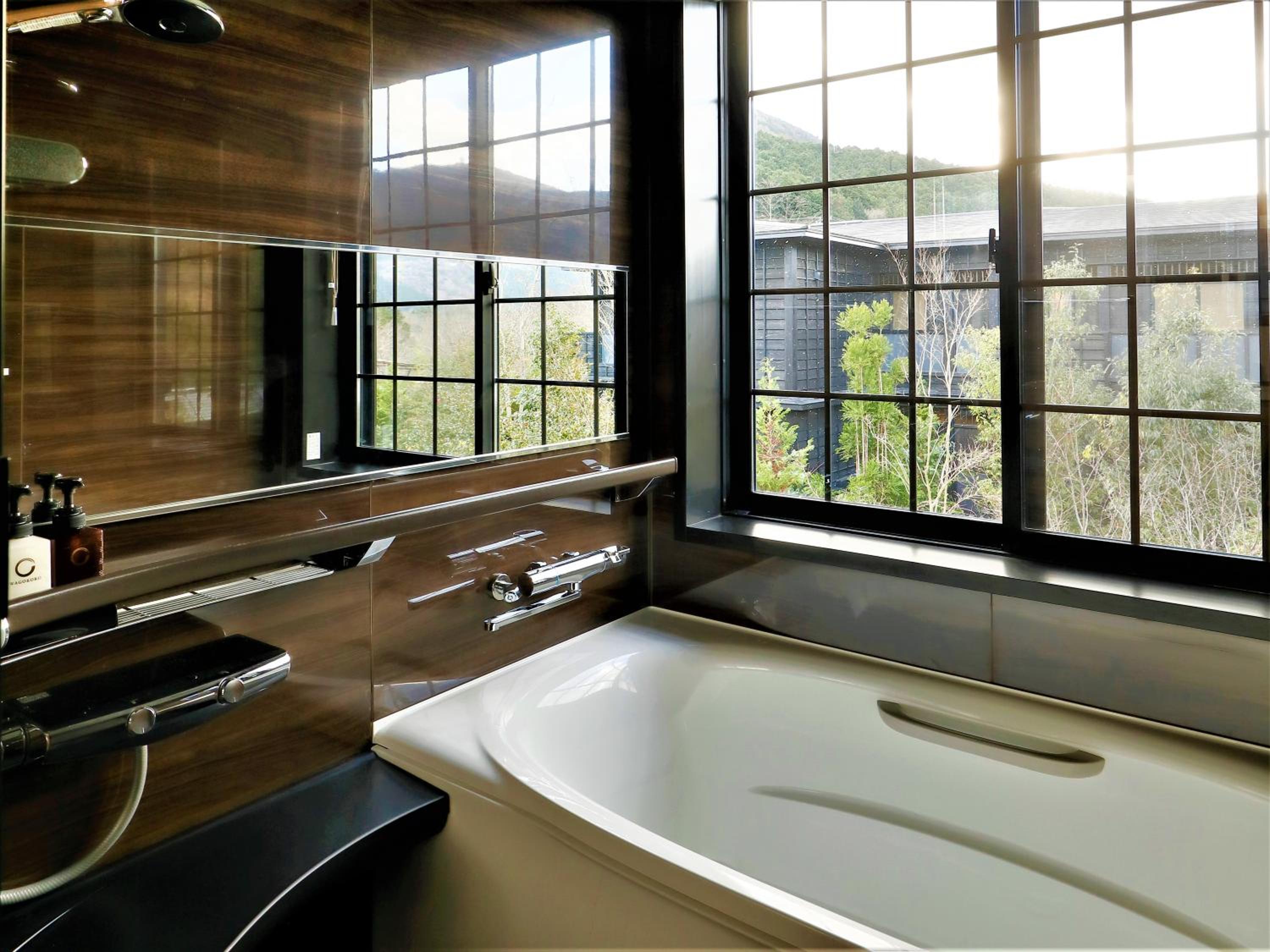 Superior Japanese-Style Twin Room with Tatami area - Photo 5