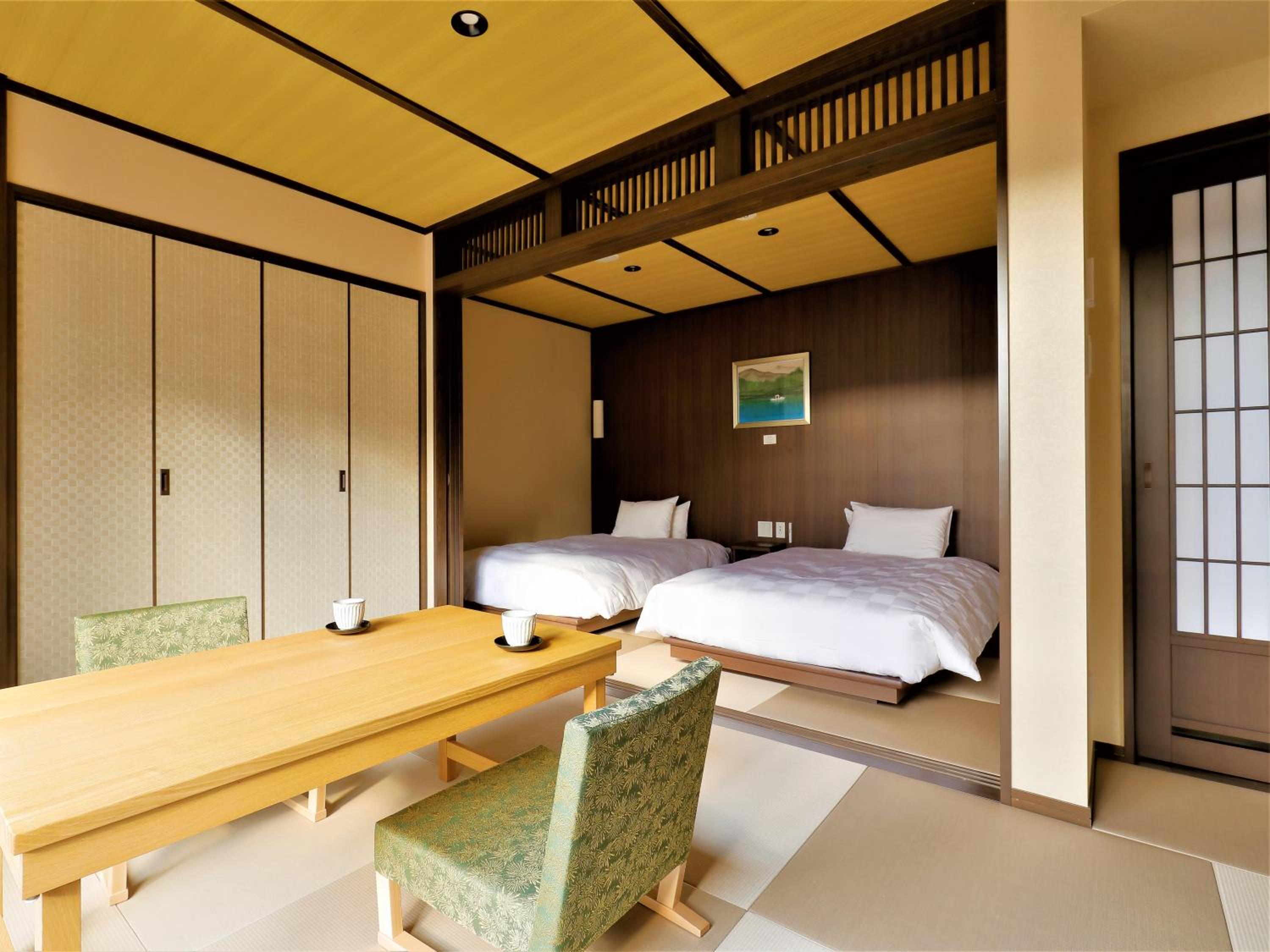 Superior Twin Room with Tatami Area