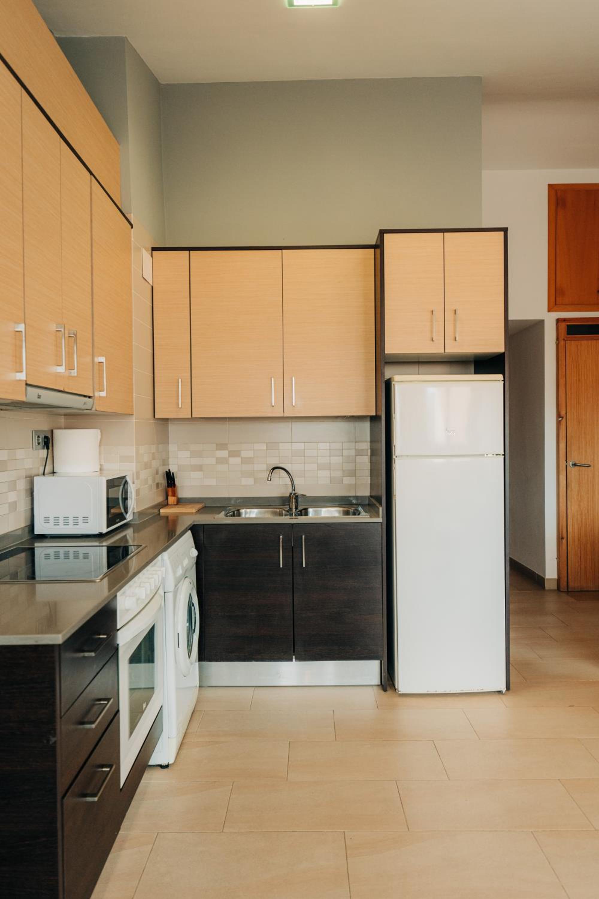 Apartment photo 2