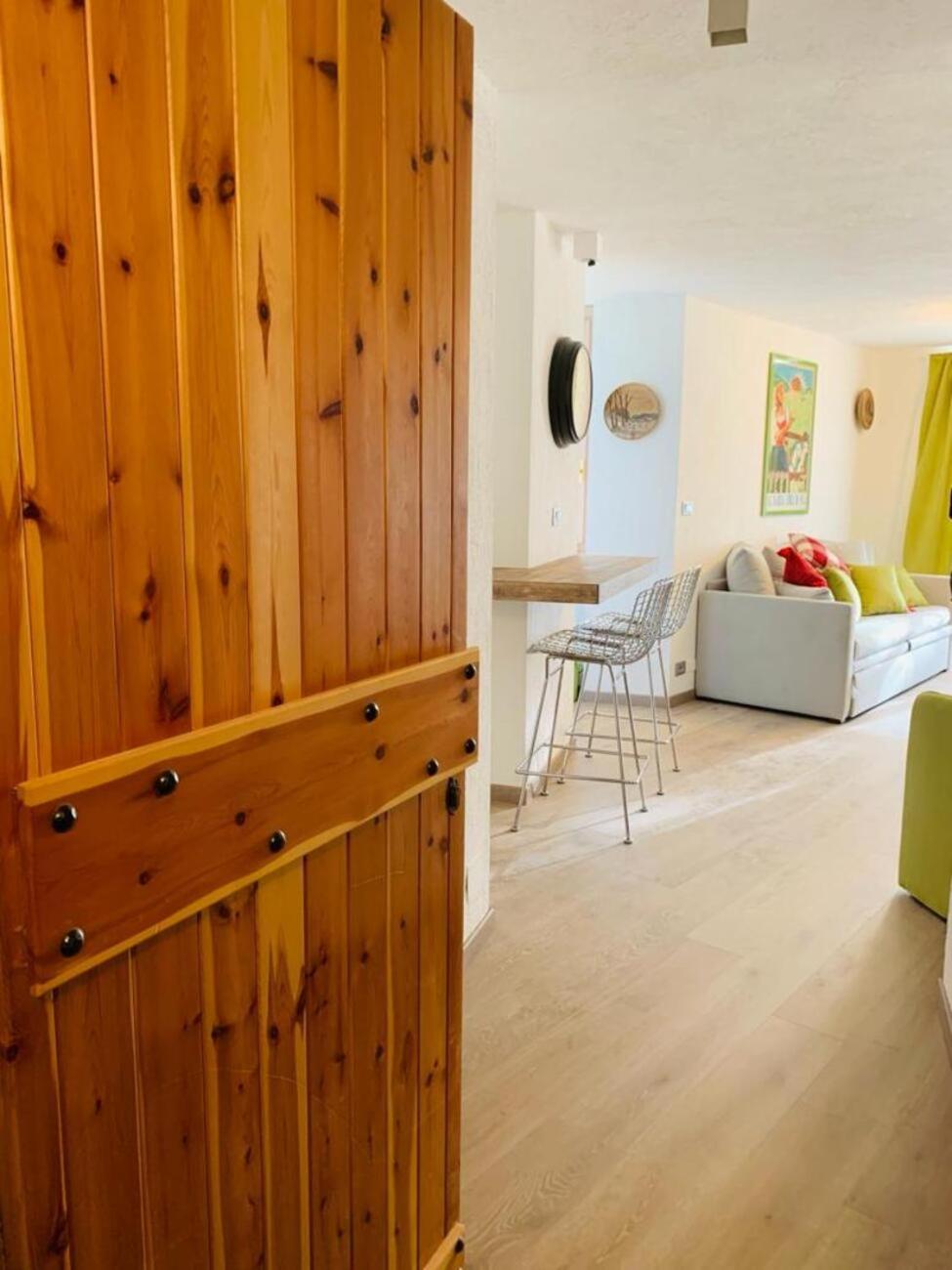 Studio Apartment