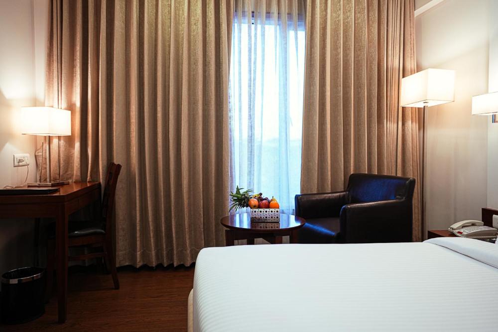 Executive Room photo 2