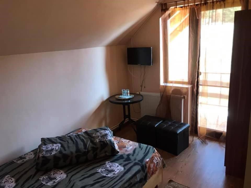 Double Room with Mountain View