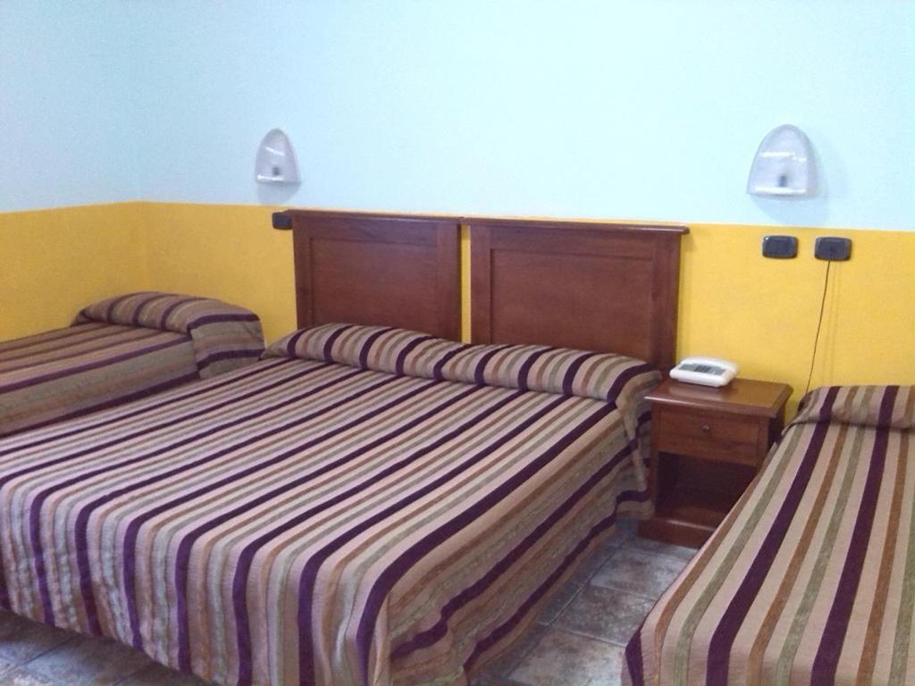 Budget Triple Room photo 2