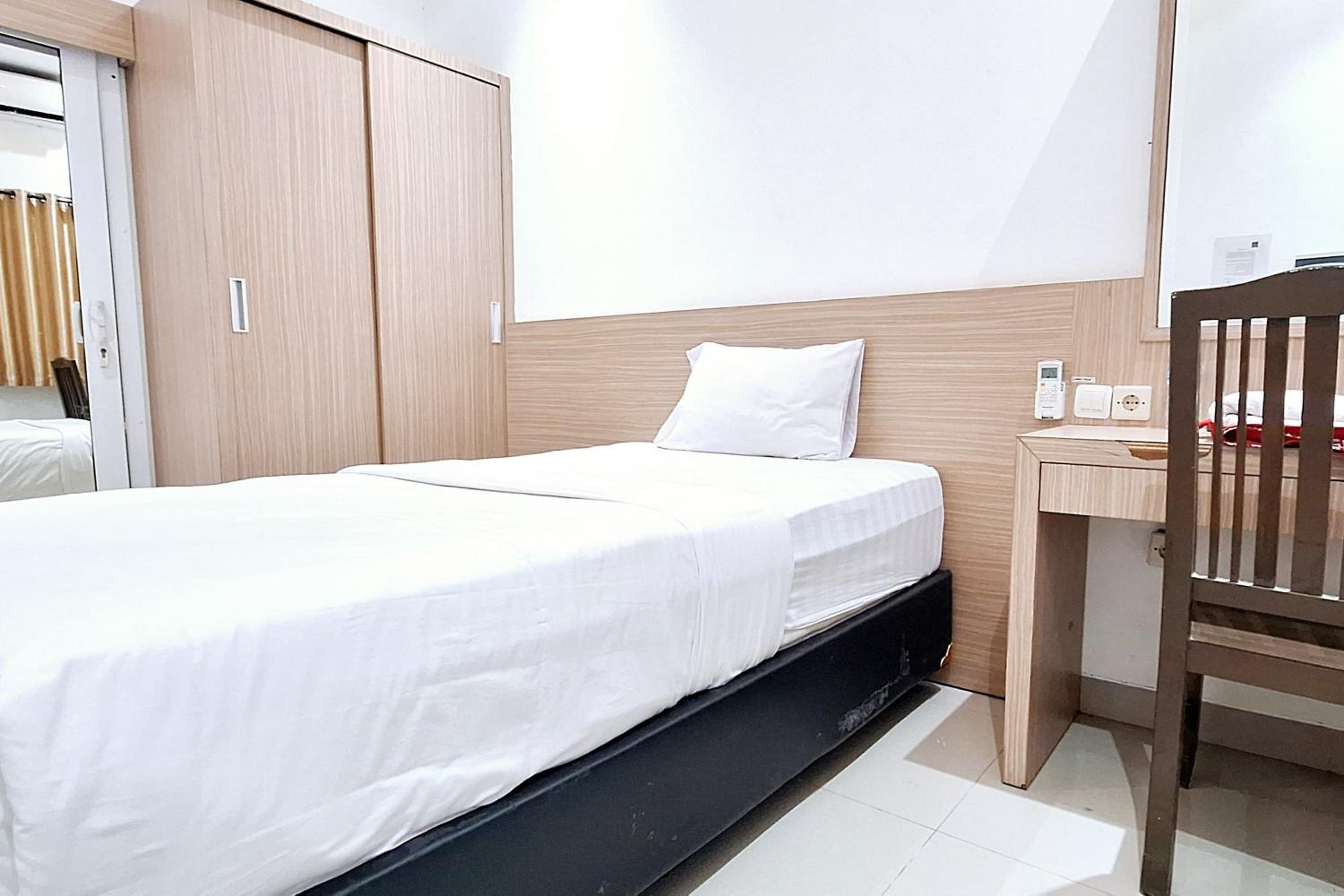 Single Room - Photo 3