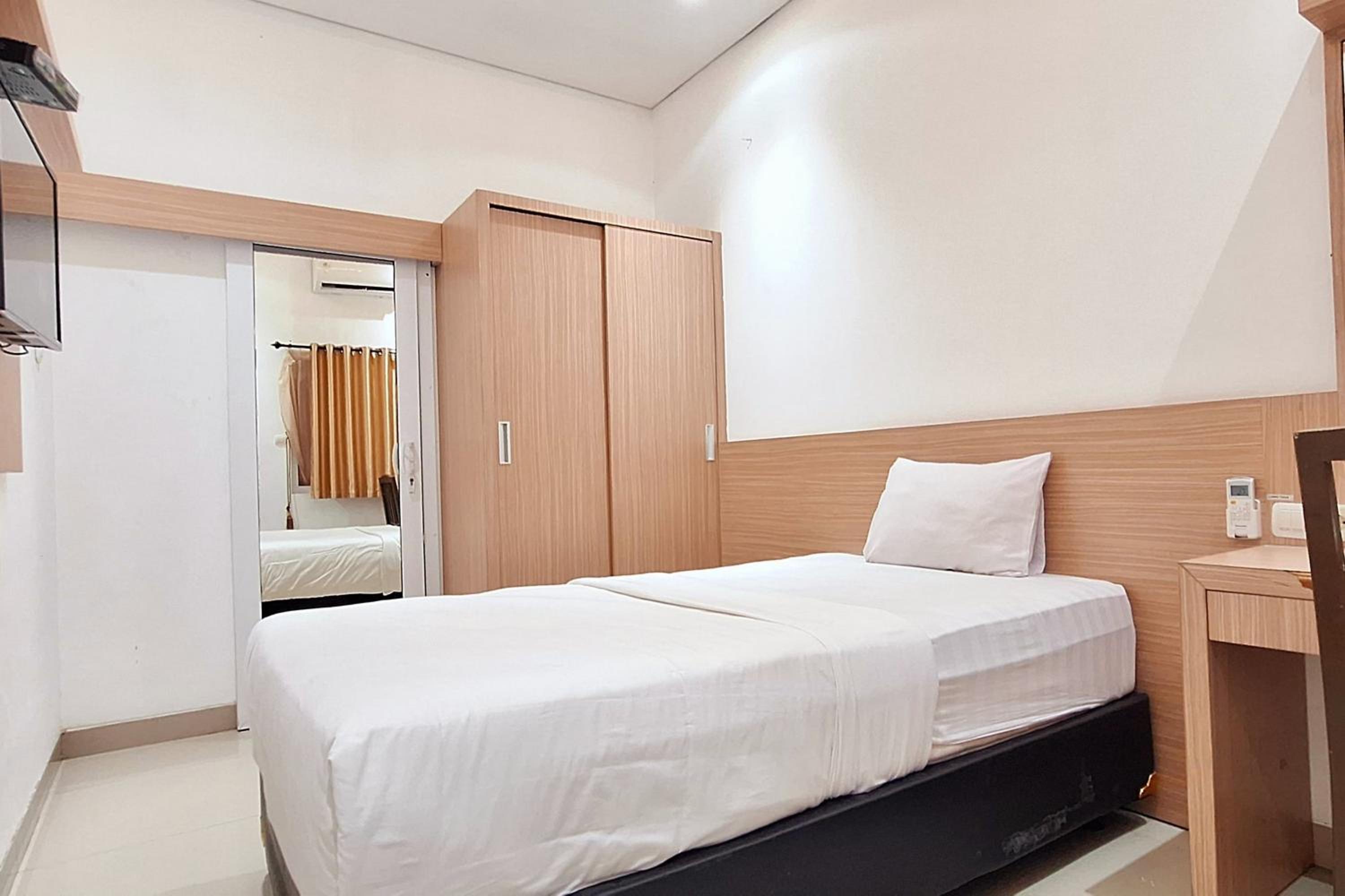 Single Room - Photo 5