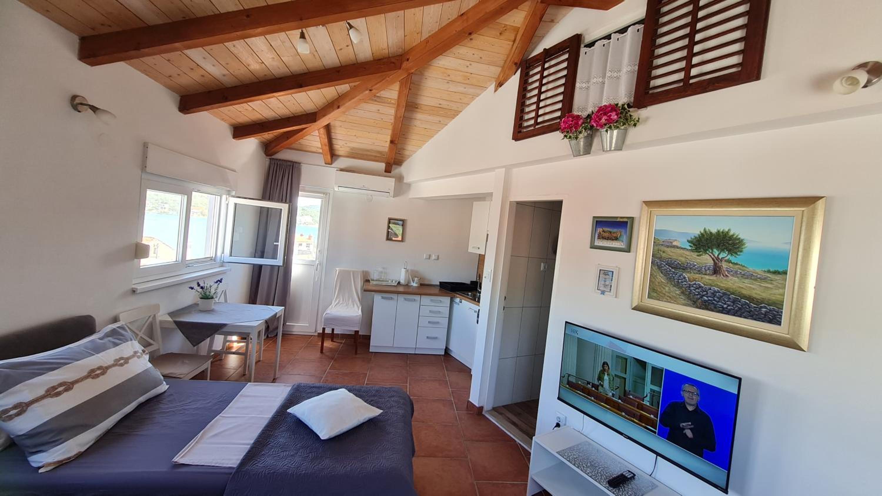 Studio with Sea View - Photo 4
